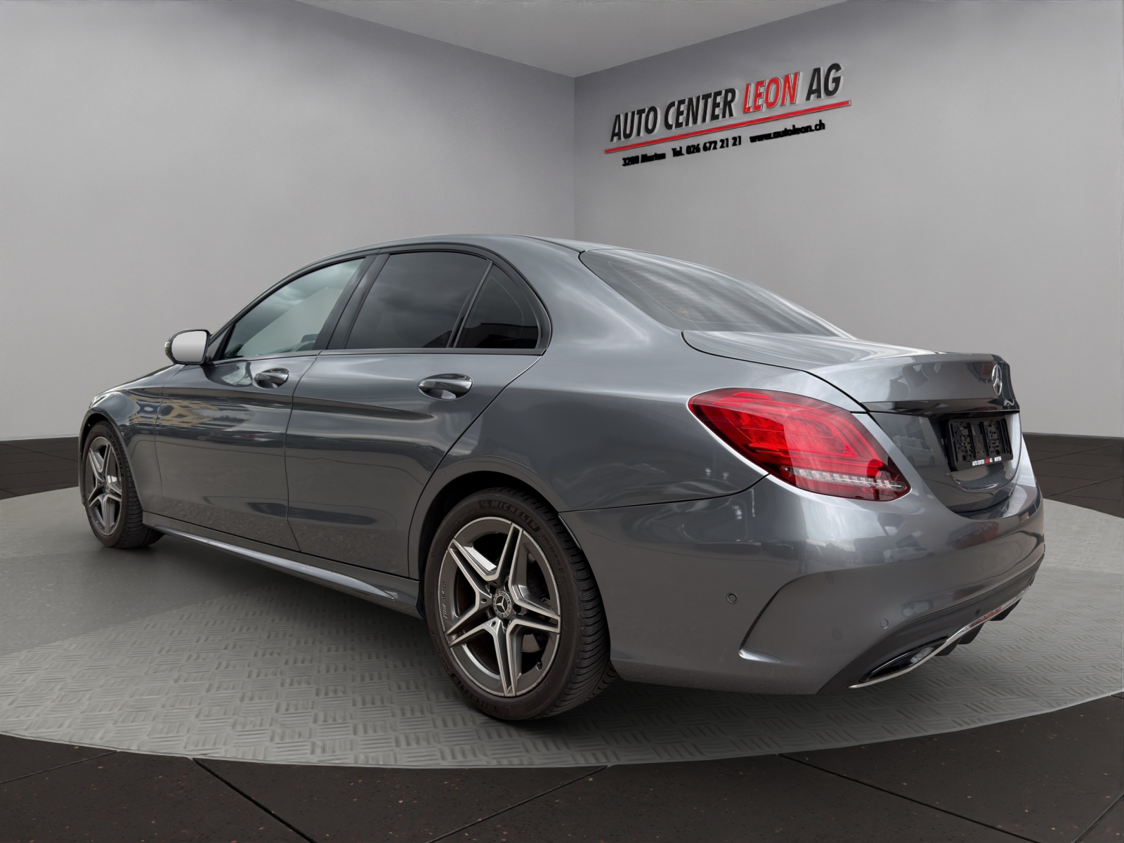 MERCEDES-BENZ C 180 BlueTEC AMG Line 9G-Tronic-showroom-element-3