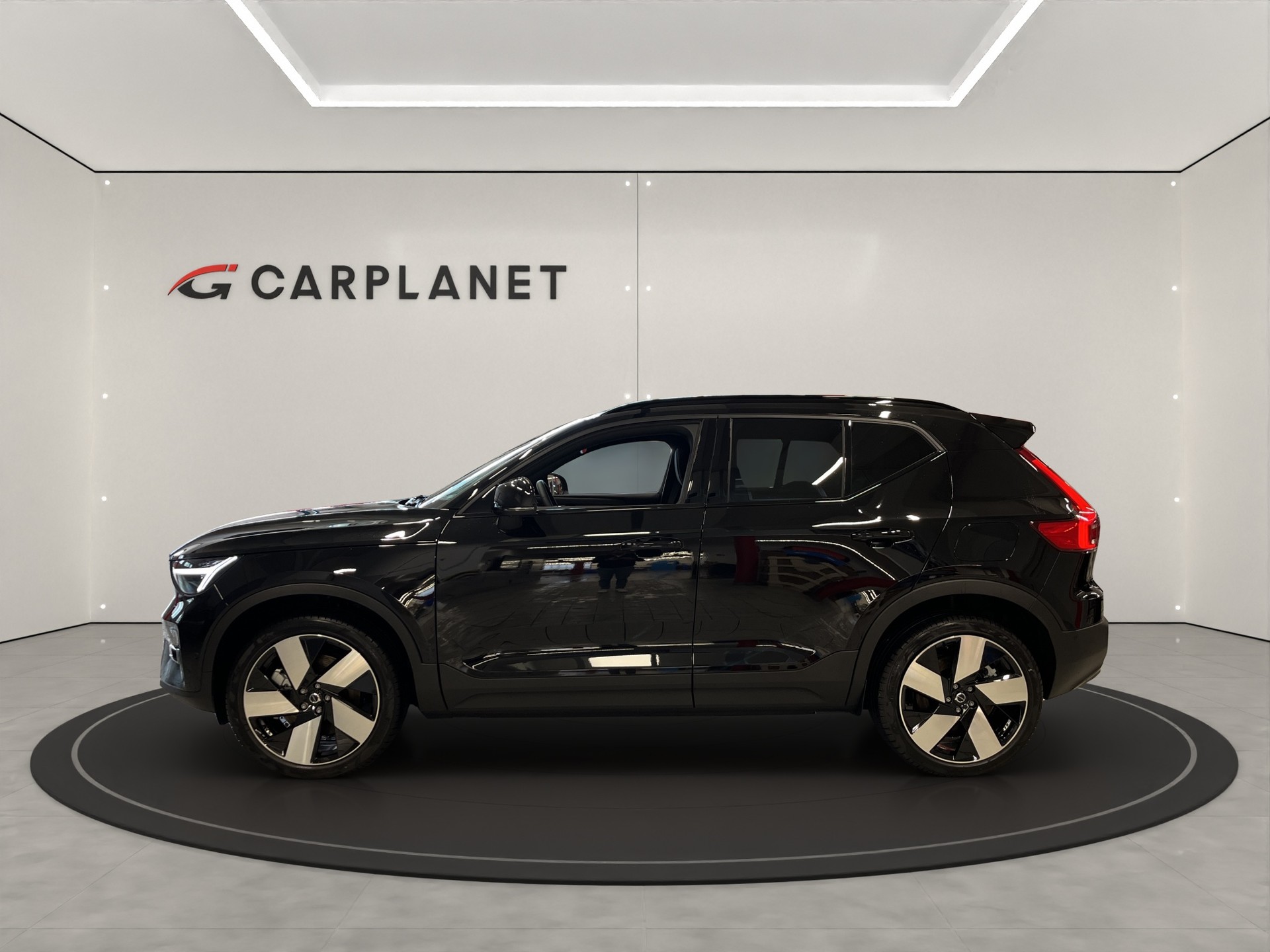 VOLVO EX40 Twin Ultra AWD-image-2