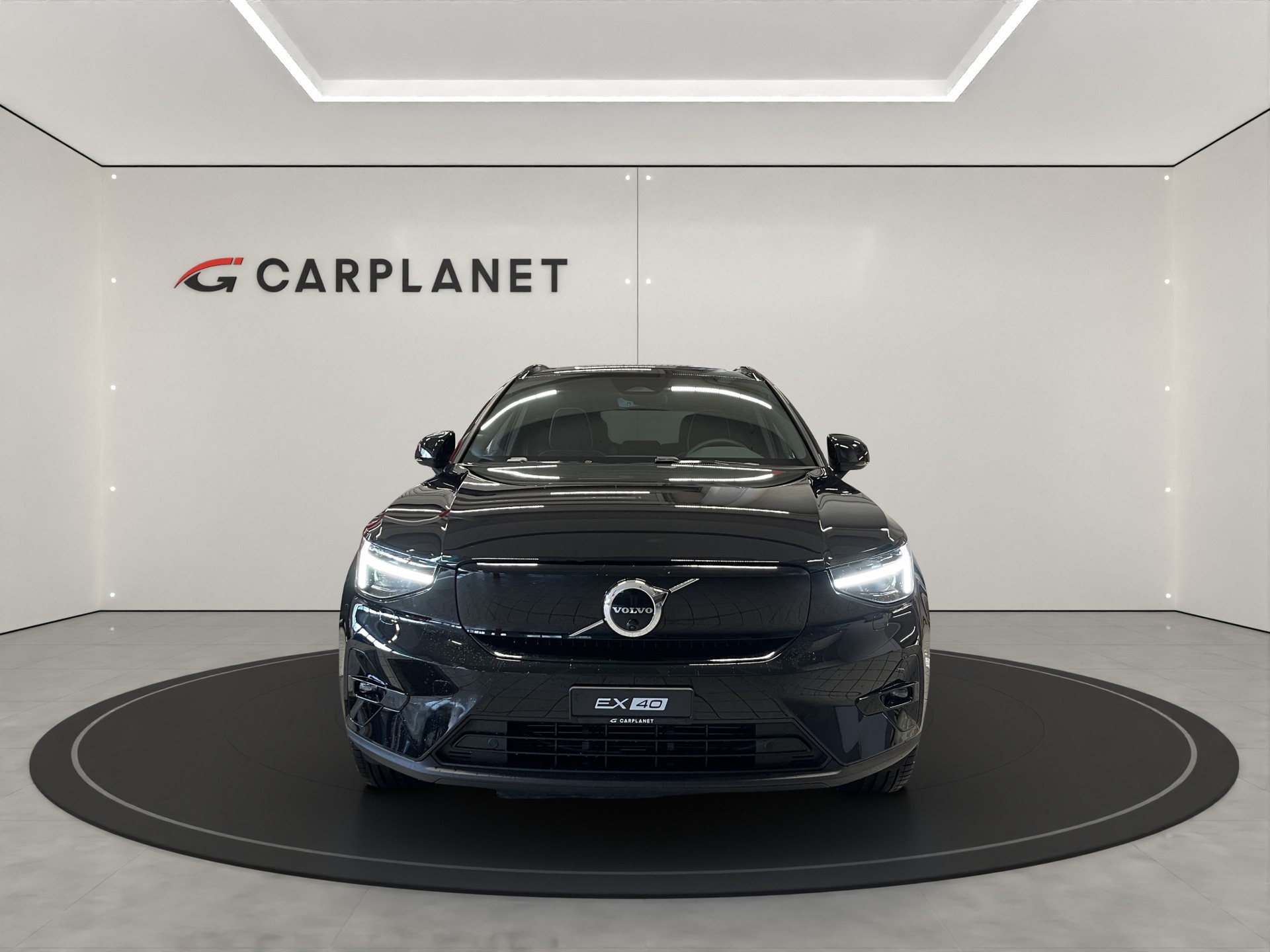 VOLVO EX40 Twin Ultra AWD-image-1