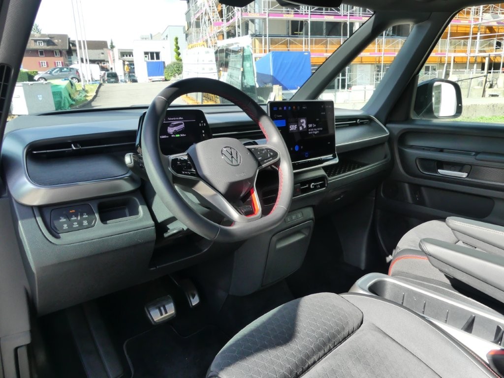 VW ID.Buzz NWB GTX 4 Motion-image-7