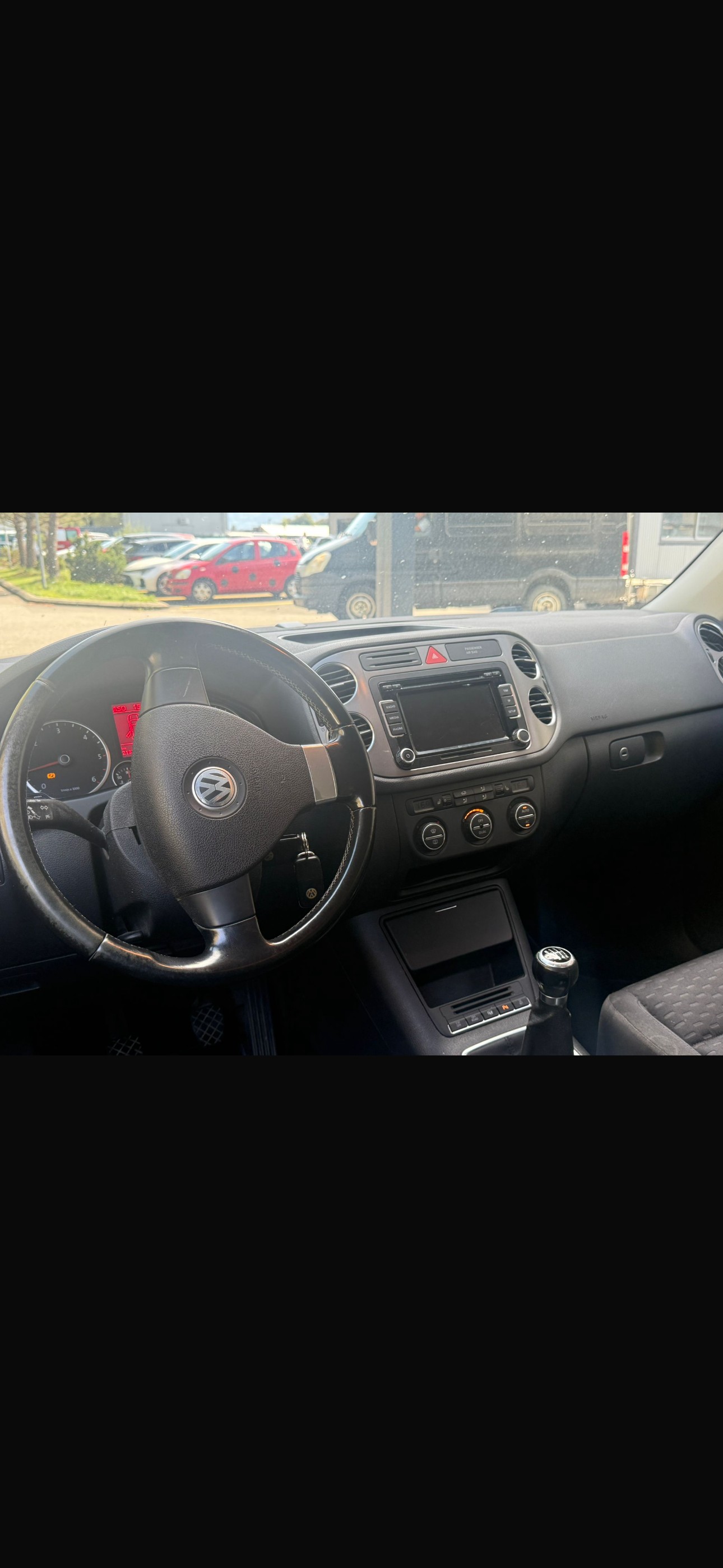 VW Tiguan 2.0 TDI Track&Field-image-4
