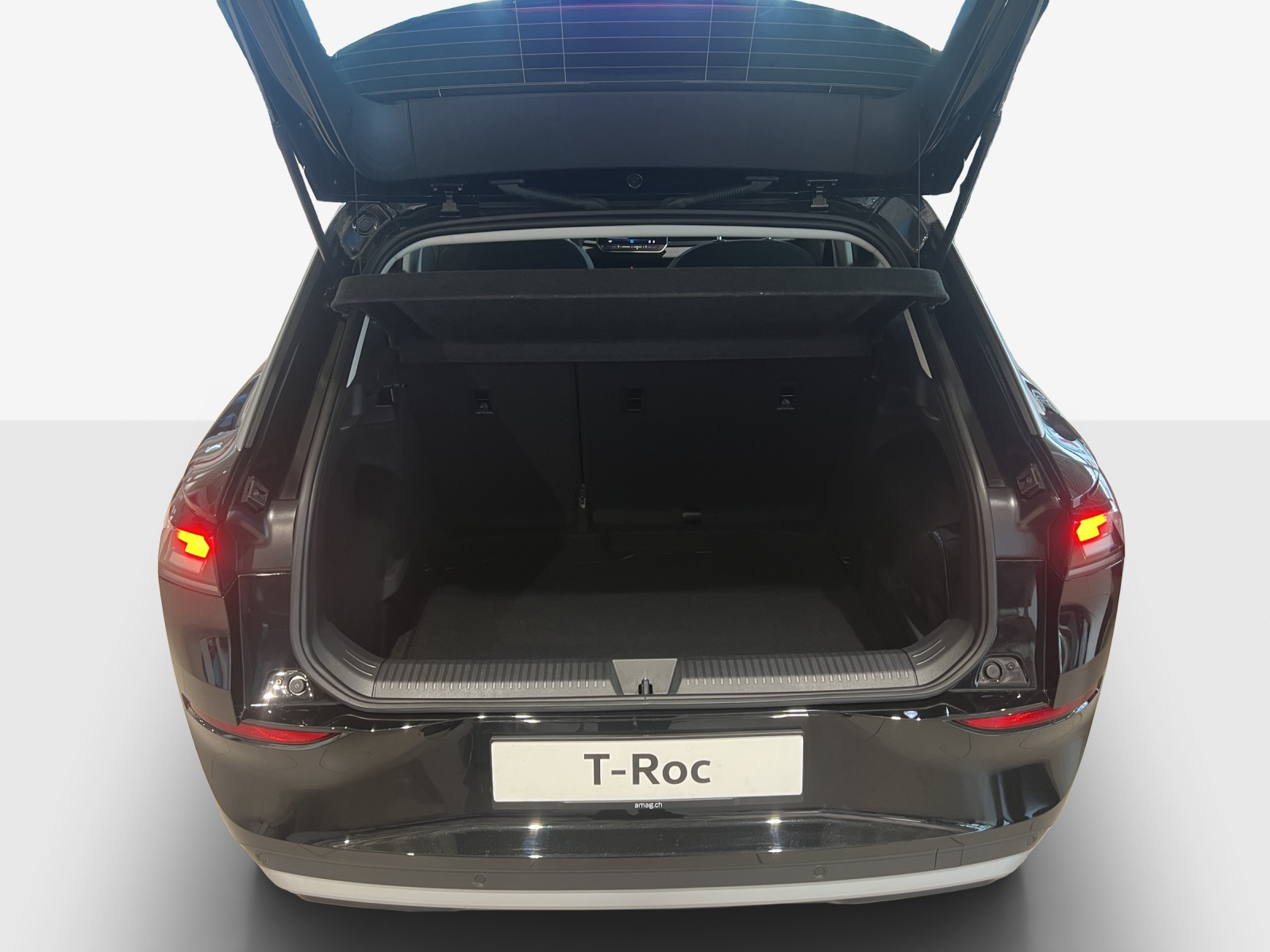 VW T-Roc 1.5 eTSI mHEV Trend DSG-image-12