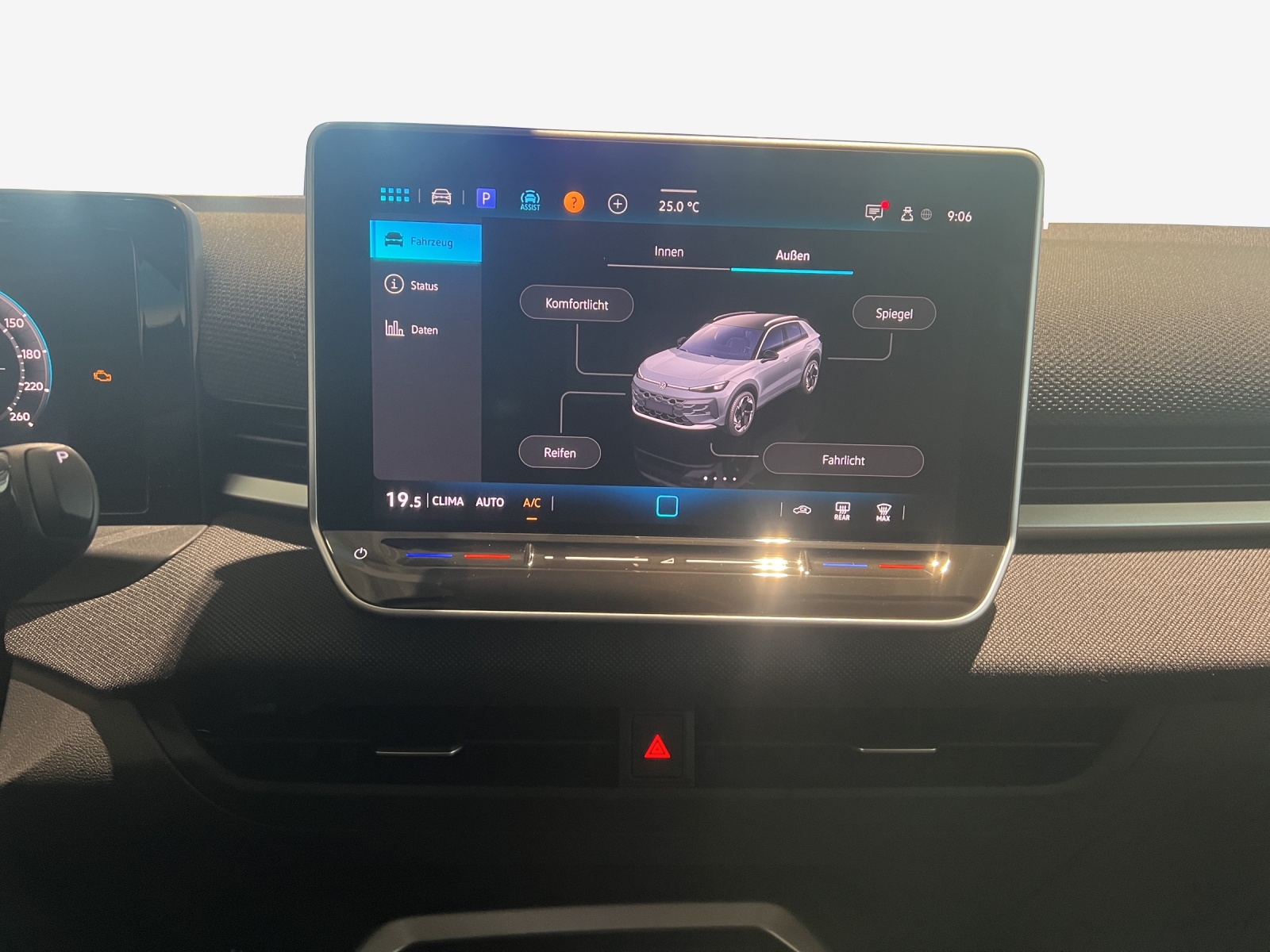 VW T-Roc 1.5 eTSI mHEV Trend DSG-image-10