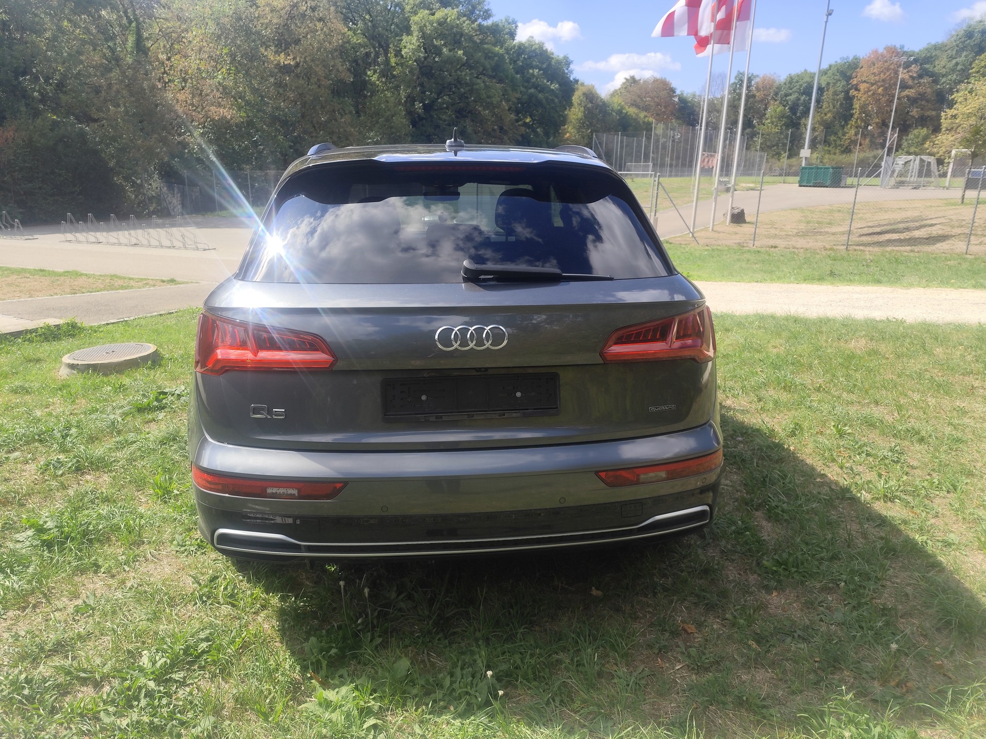 AUDI 2.0 40 TDI Sport qu. S-Tronic-image-1