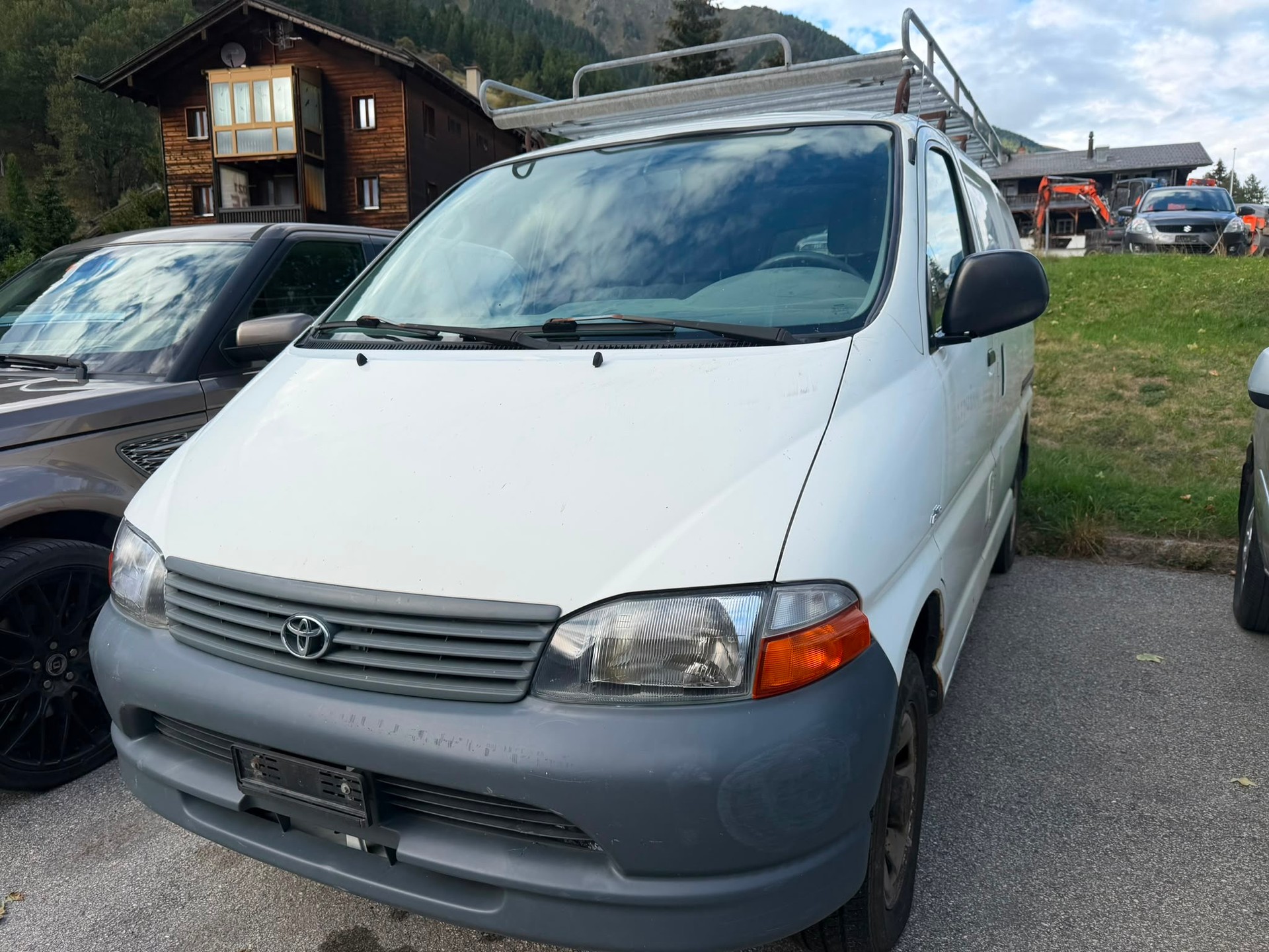 TOYOTA Hiace D-4D 4WD Kombi-image-4