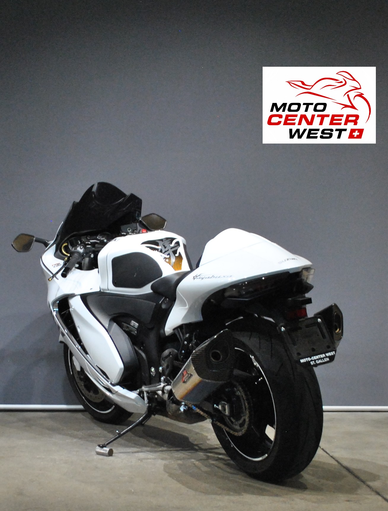 SUZUKI GSX 1300 RR Hayabusa-showroom-element-3