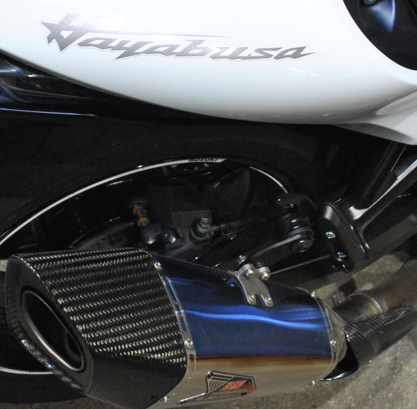 SUZUKI GSX 1300 RR Hayabusa-image-8