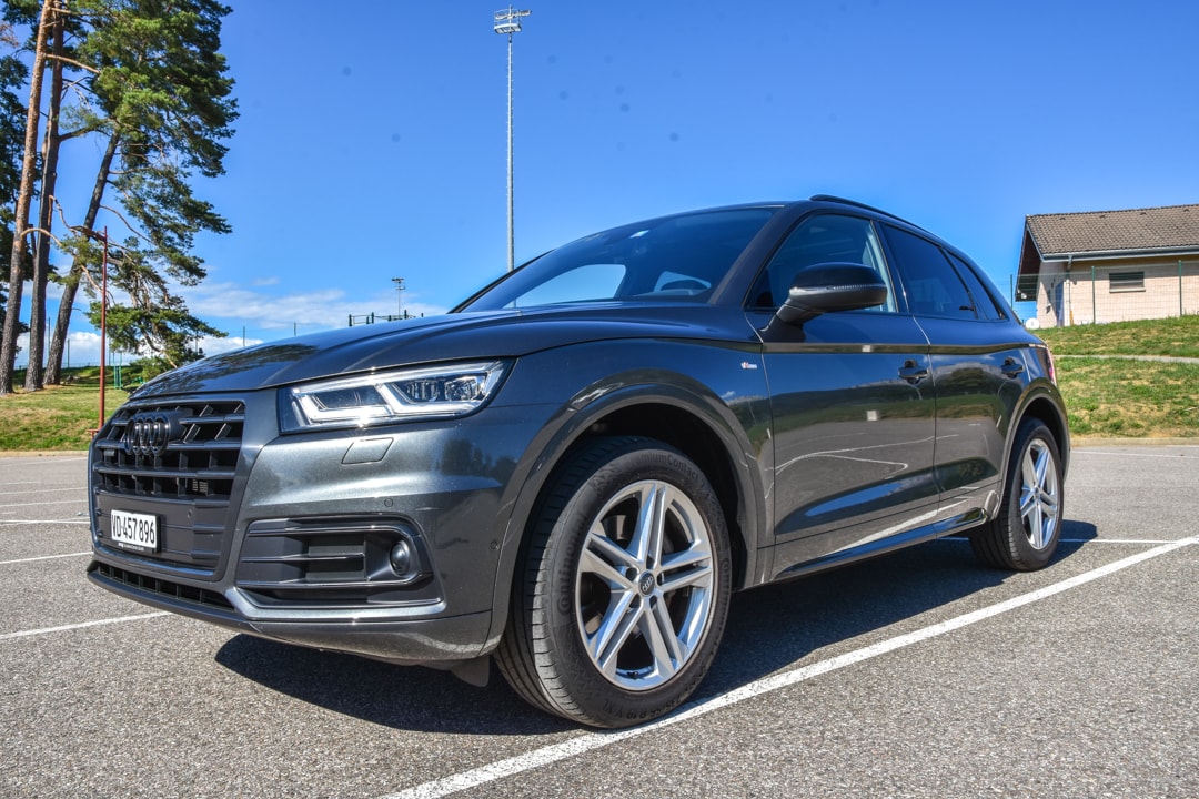 AUDI 2.0 40 TDI quattro S-Tronic-image-1