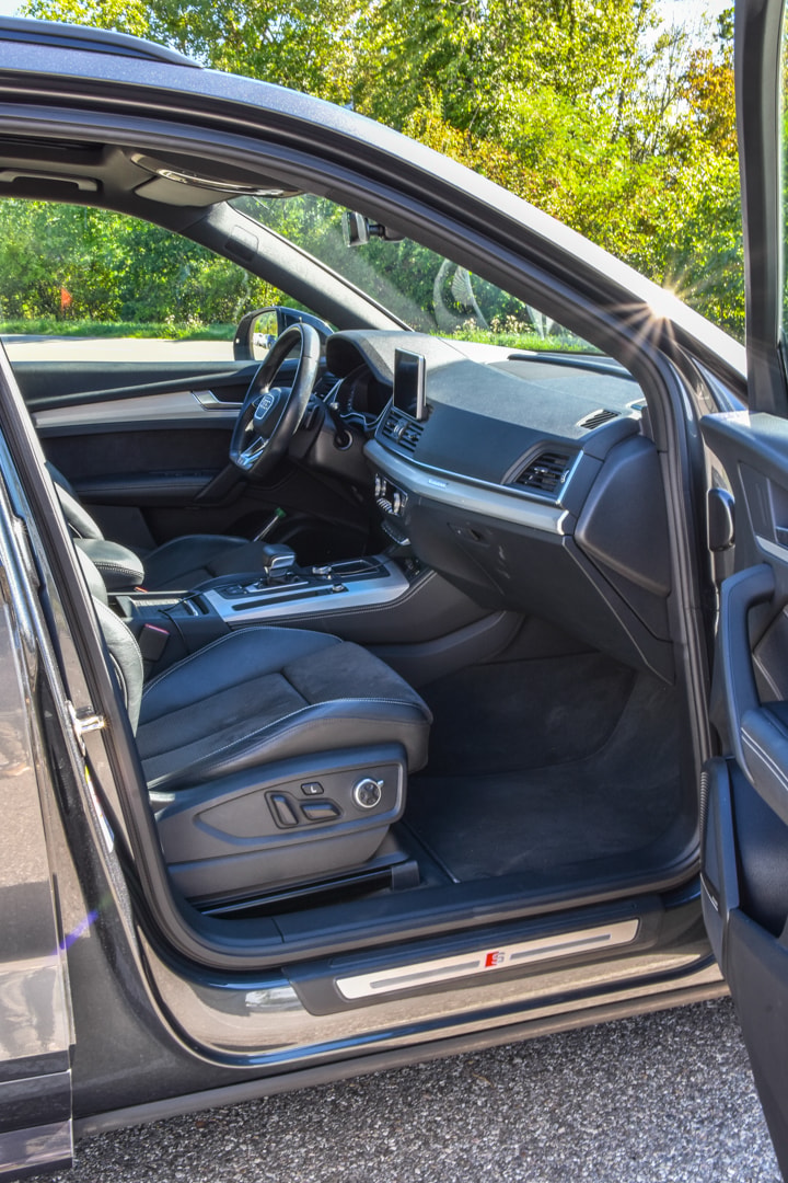 AUDI 2.0 40 TDI quattro S-Tronic-image-5