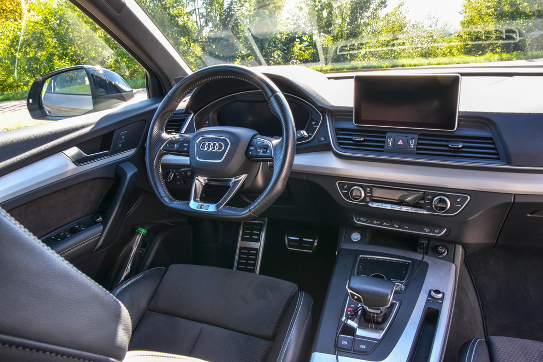 AUDI 2.0 40 TDI quattro S-Tronic-image-6