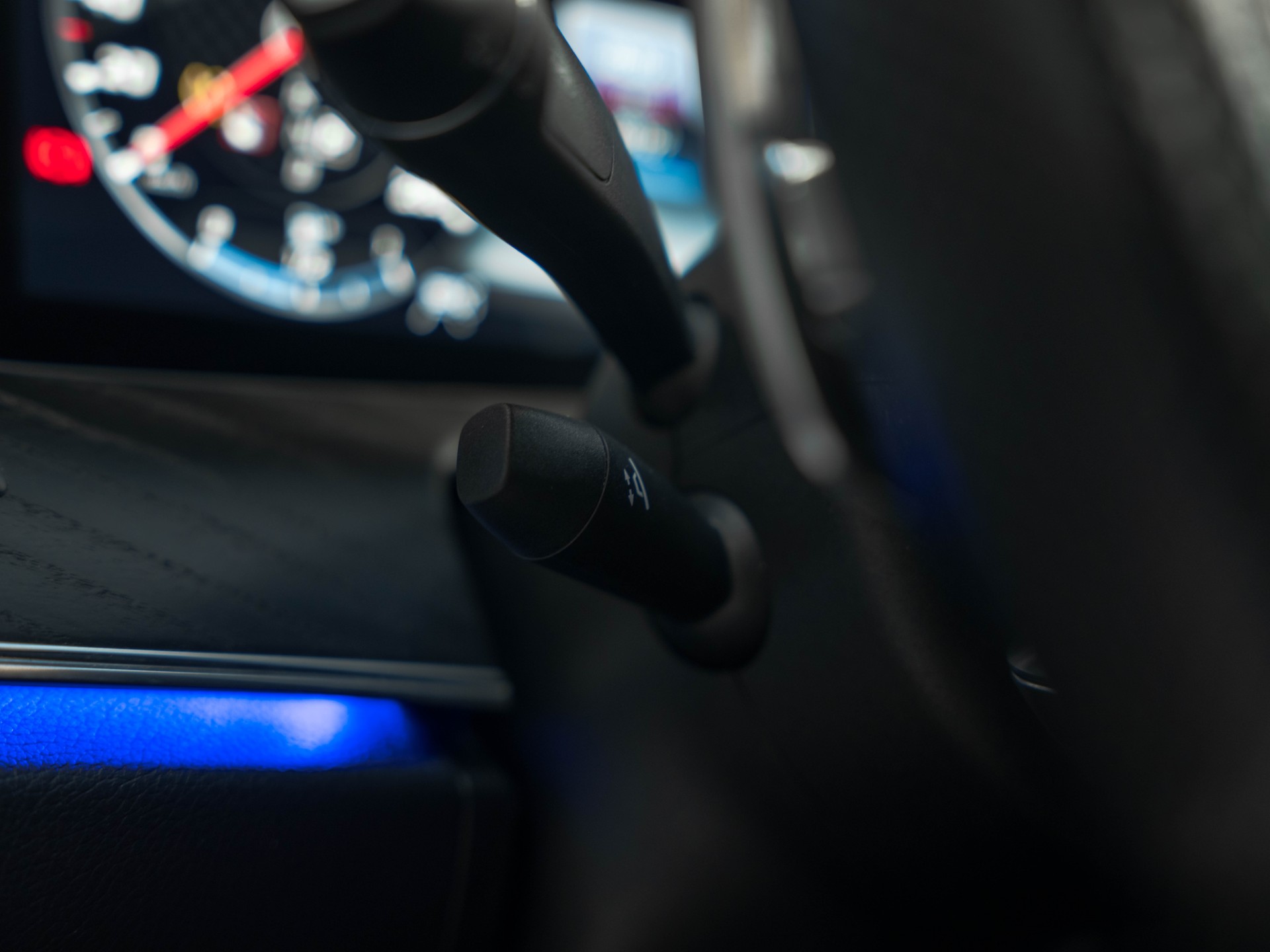 MERCEDES-BENZ E 53 AMG 4Matic+ Speedshift MCT-image-19