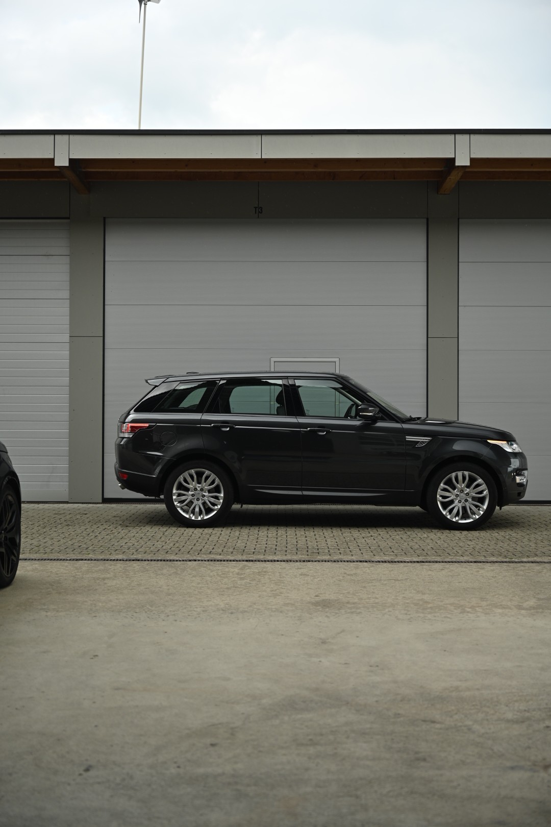 LAND ROVER Range Rover Sport 4.4 SDV8 HSE Automatic-image-3