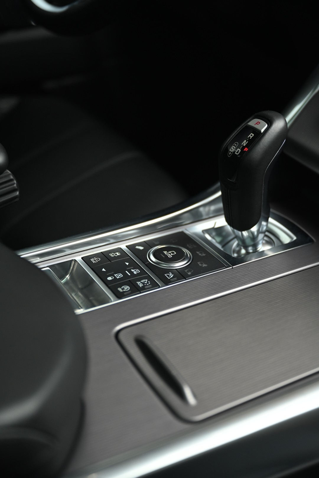 LAND ROVER Range Rover Sport 4.4 SDV8 HSE Automatic-image-12
