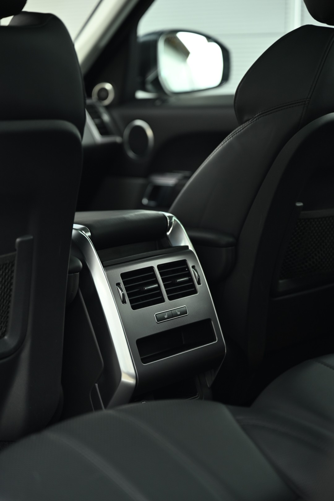 LAND ROVER Range Rover Sport 4.4 SDV8 HSE Automatic-image-8