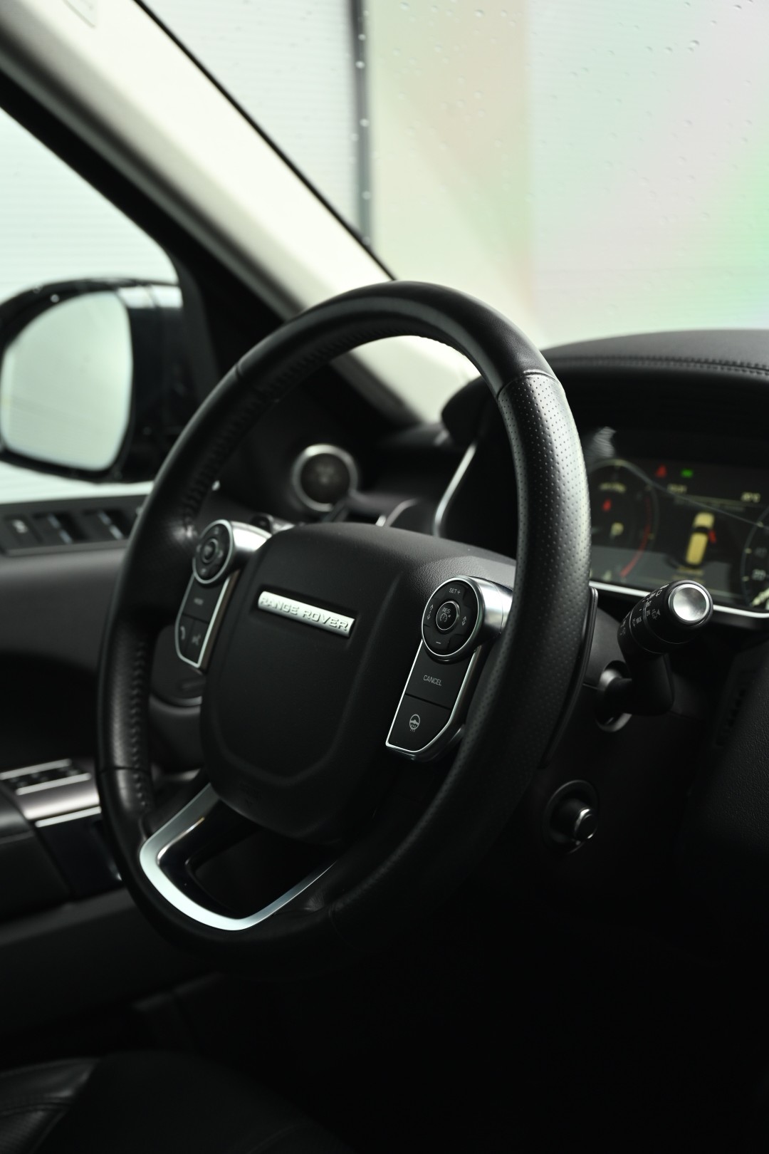 LAND ROVER Range Rover Sport 4.4 SDV8 HSE Automatic-image-10