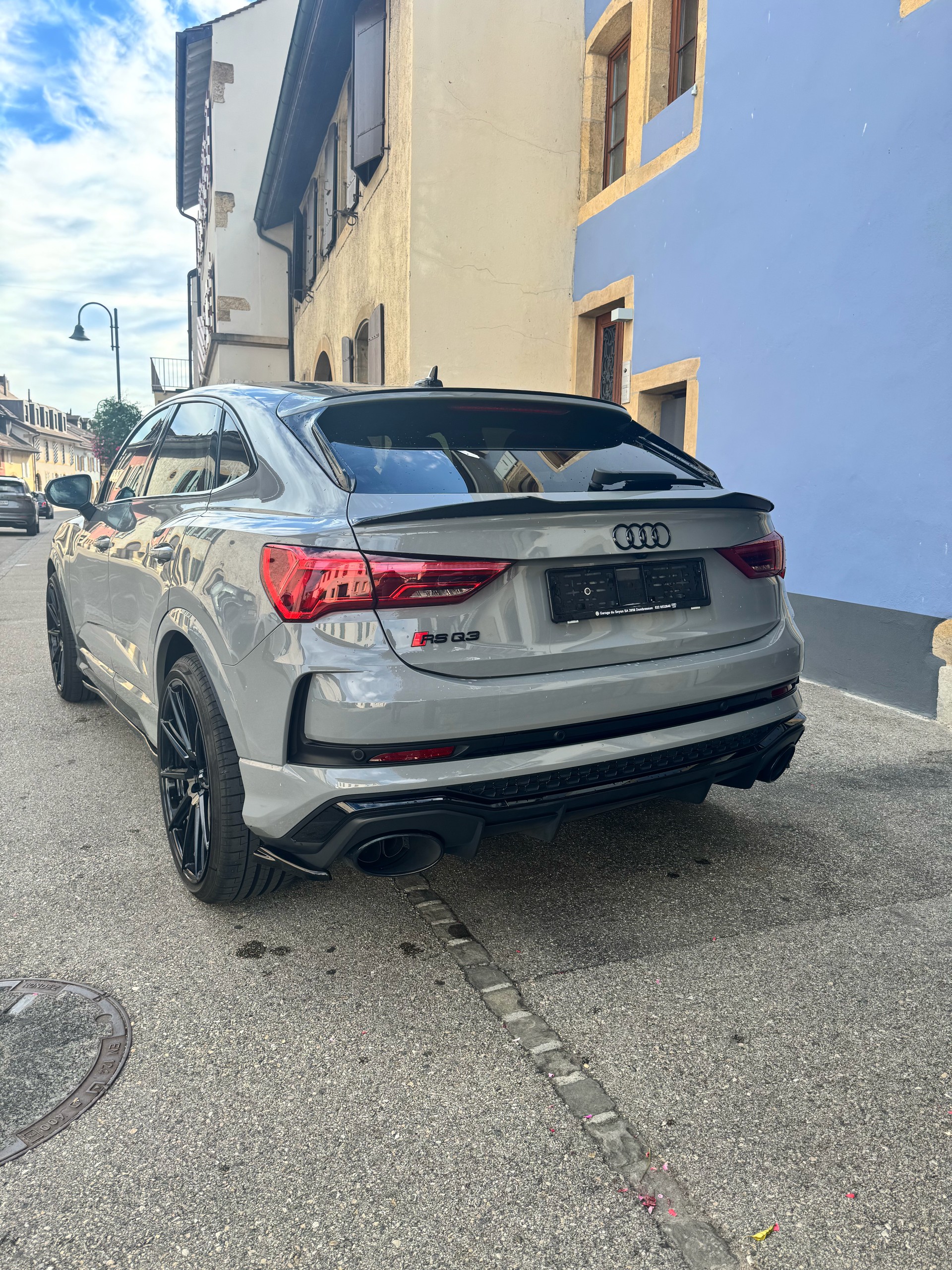 AUDI 2.5 TFSI quattro S-Tronic-image-1