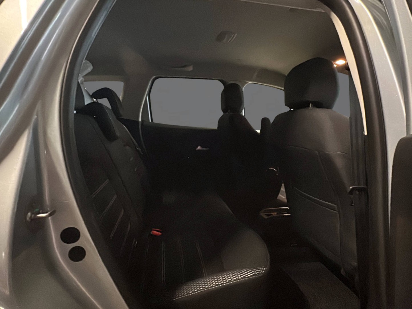 DACIA Duster SCe 115 Prestige 4x4-image-12