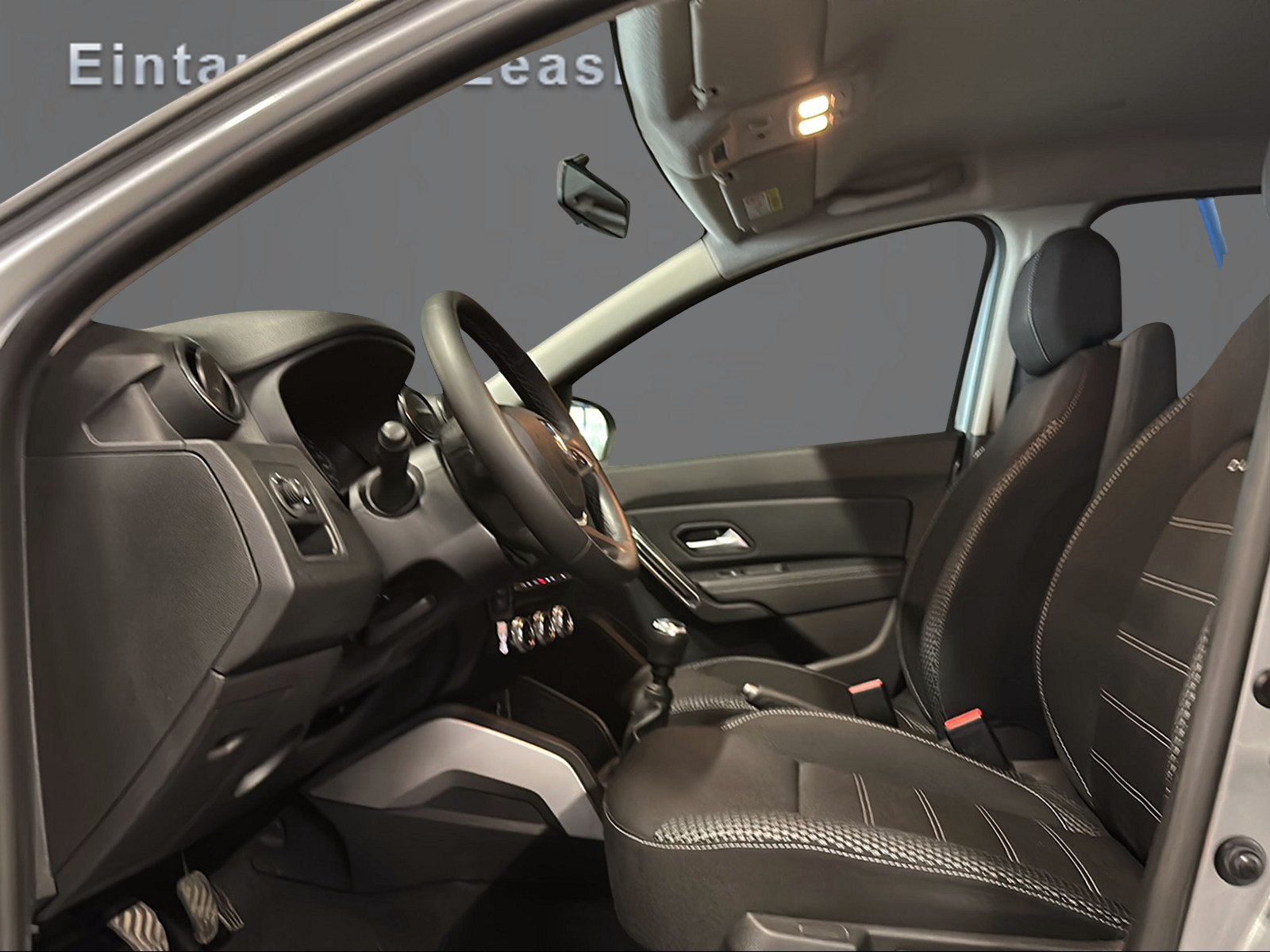 DACIA Duster SCe 115 Prestige 4x4-image-9