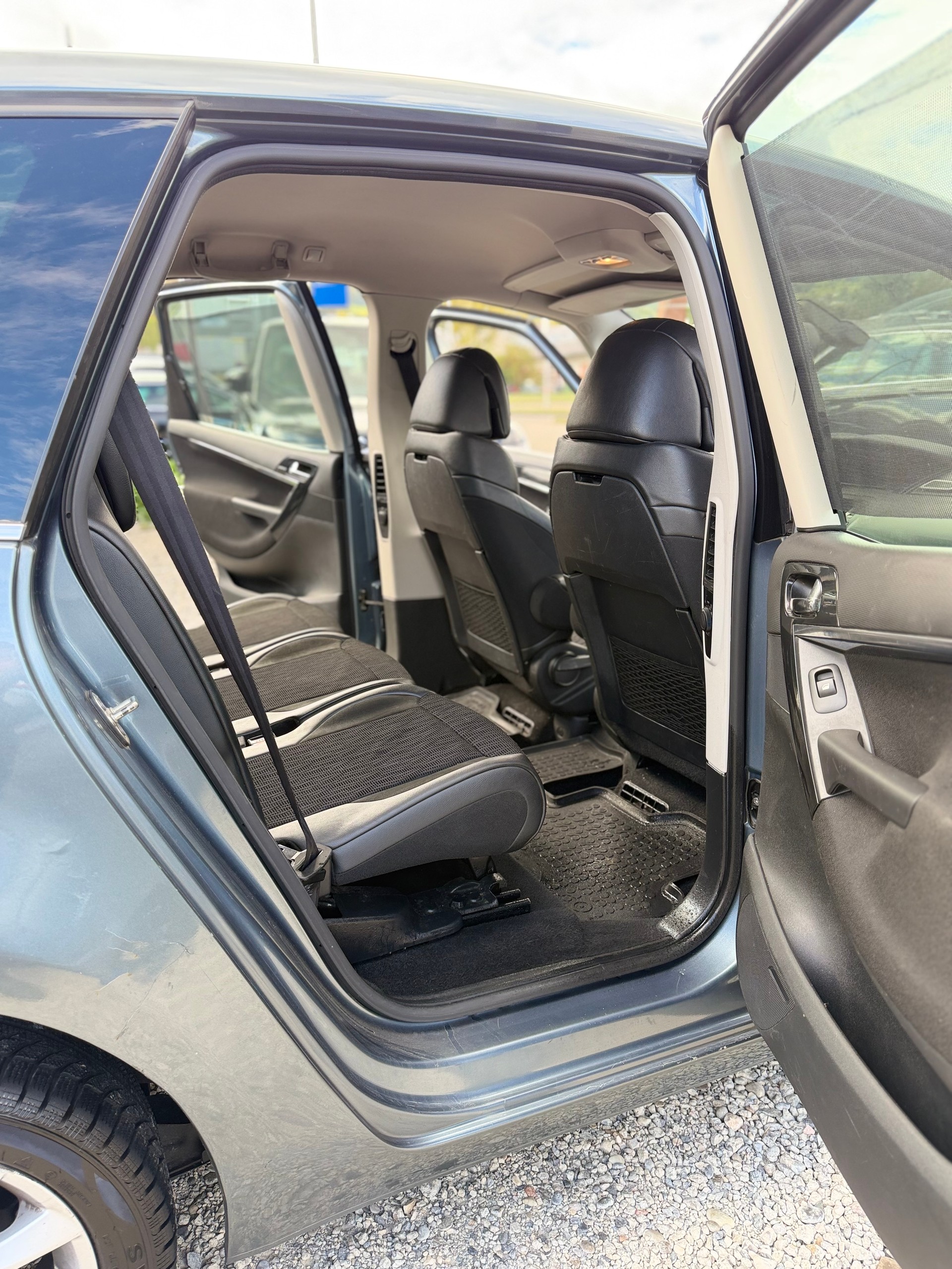 CITROEN C4 Picasso 2.0 HDI Exclusive Automatic**AB MFK**Diesel**-image-13
