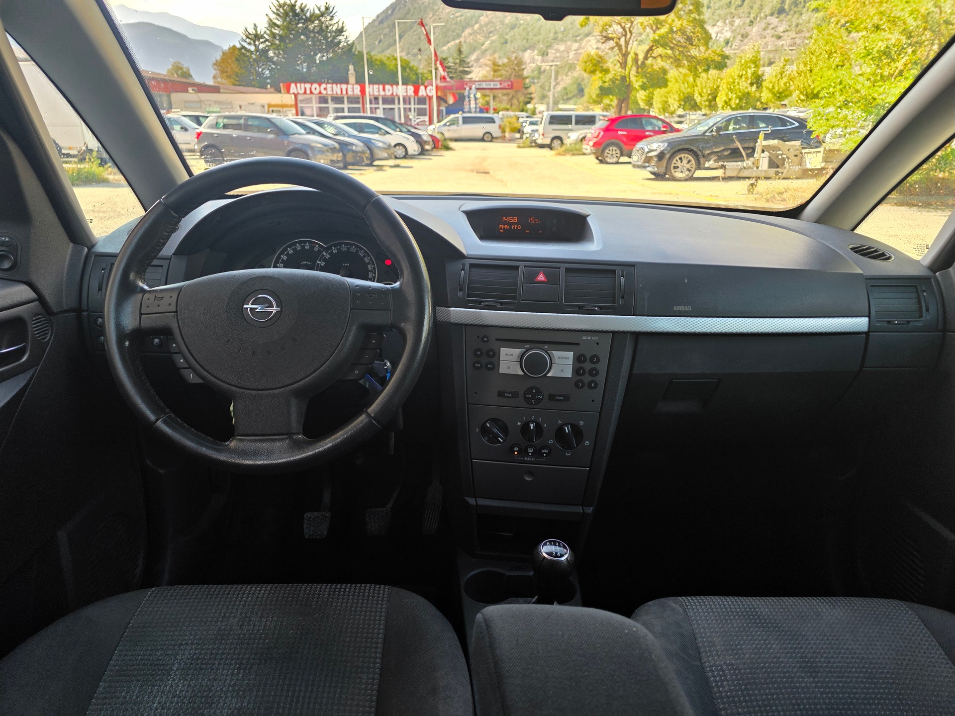 OPEL Meriva 1.6i-16 TP (Essentia)-image-8