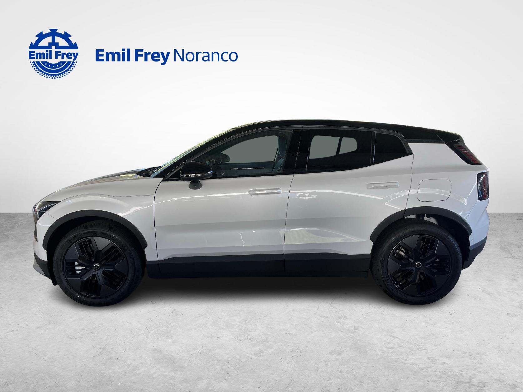 VOLVO EX30 CC P8 Ultra AWD-image-2