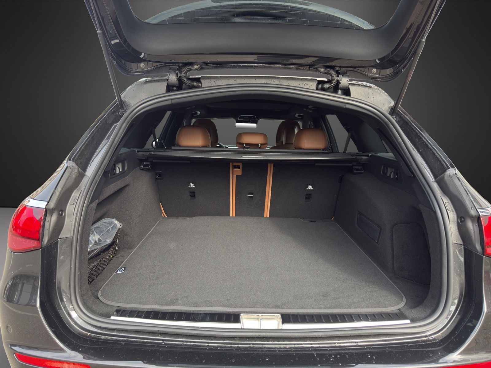 MERCEDES-BENZ E 220 d T 4Matic 9G-Tronic-image-14