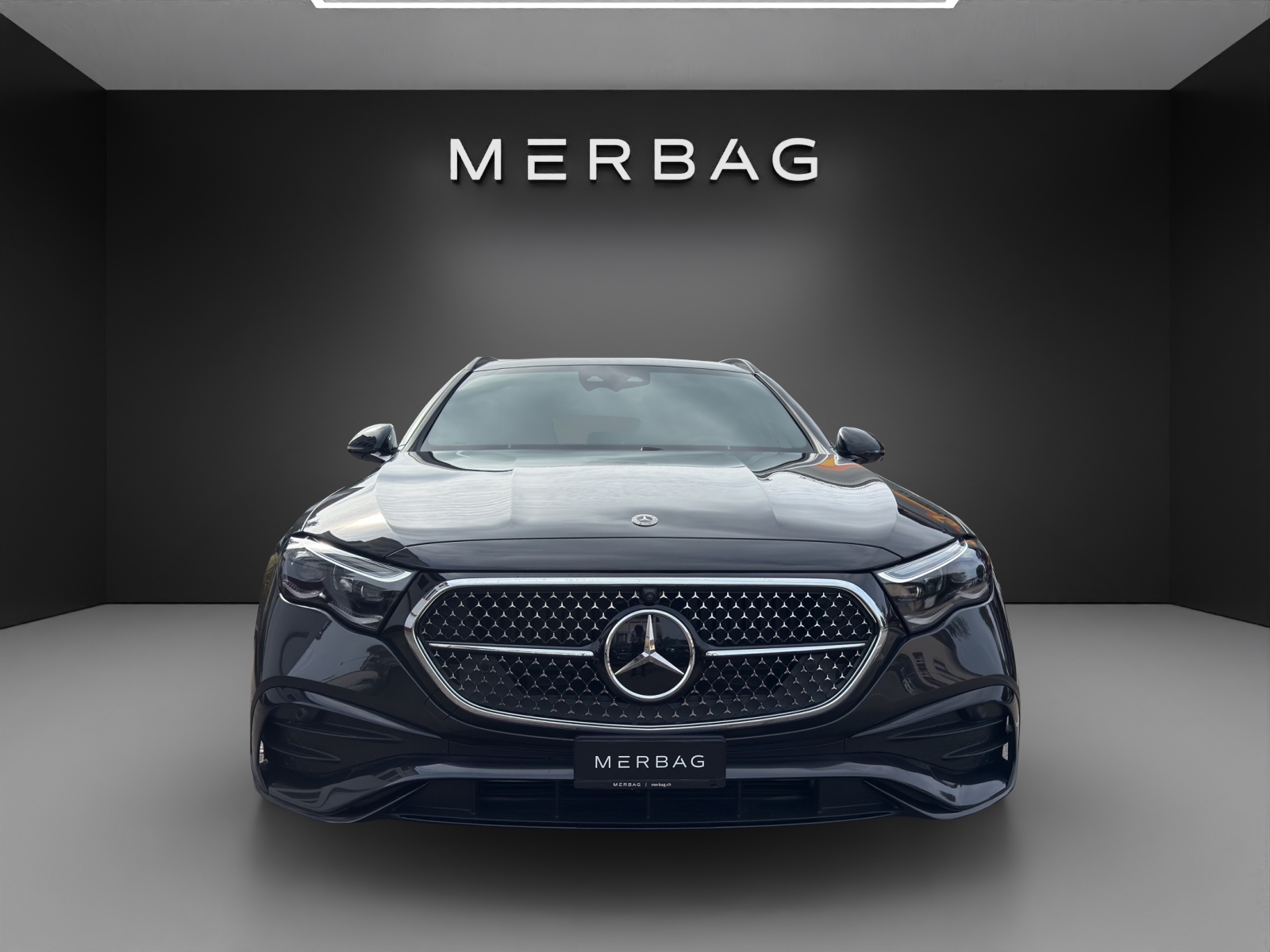 MERCEDES-BENZ E 220 d T 4Matic 9G-Tronic-image-1