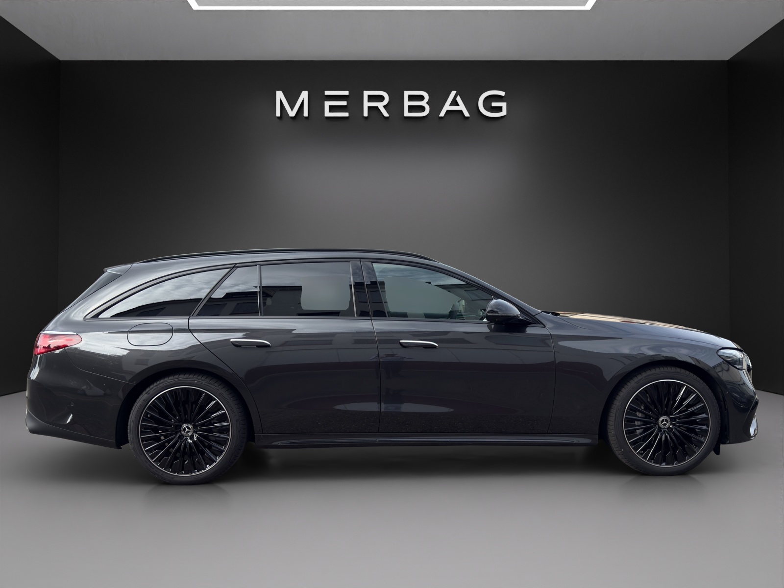 MERCEDES-BENZ E 220 d T 4Matic 9G-Tronic-image-7
