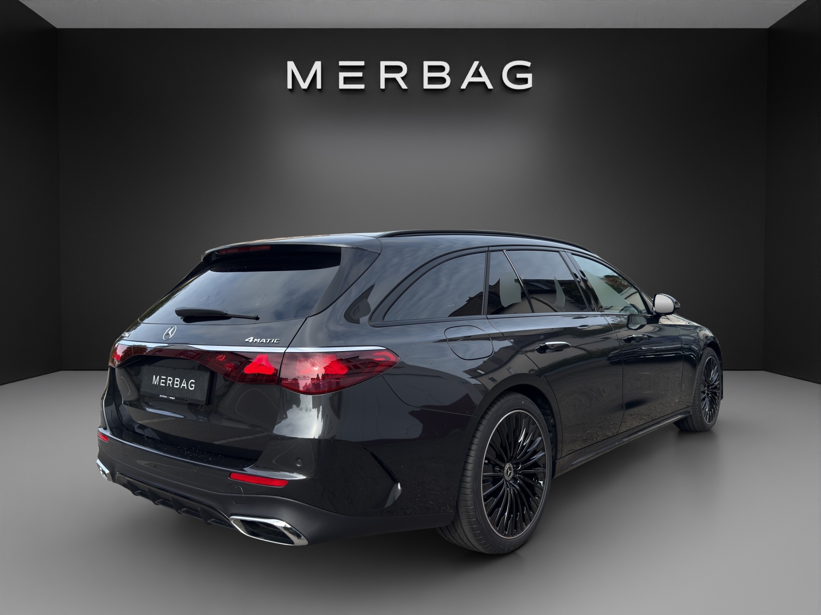 MERCEDES-BENZ E 220 d T 4Matic 9G-Tronic-image-6