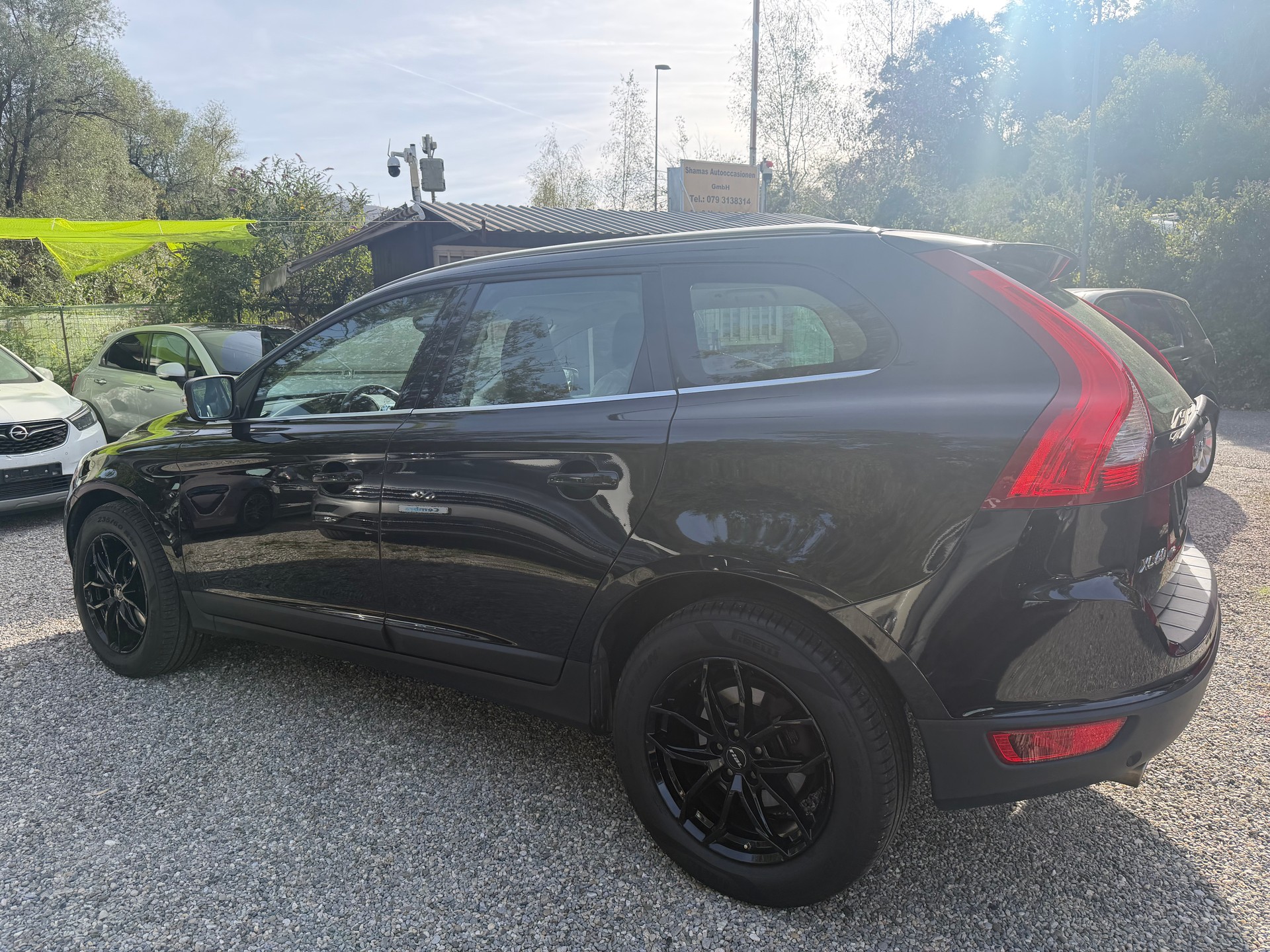 VOLVO XC60 D5 AWD Kinetic Geartronic-image-5