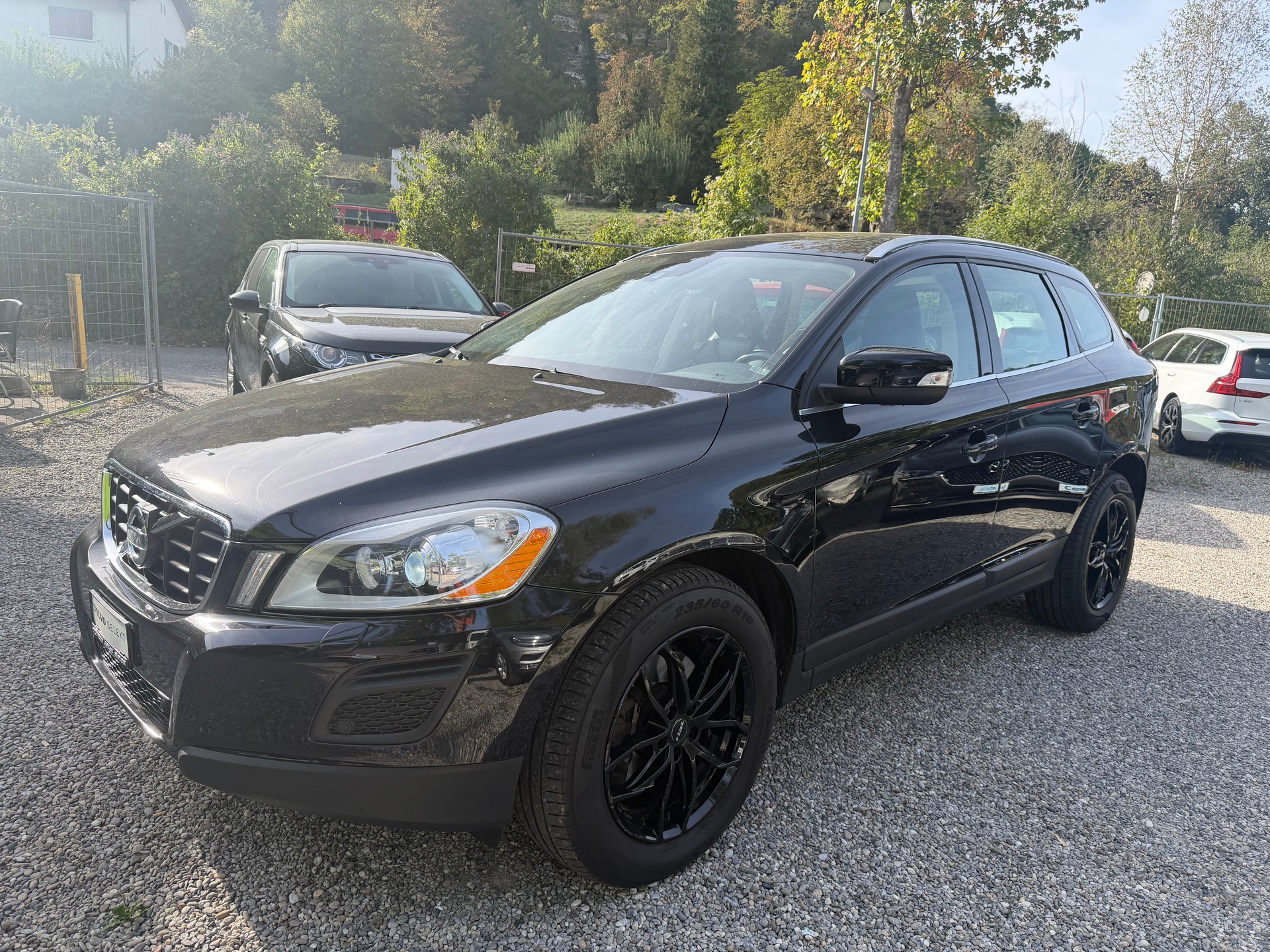 VOLVO XC60 D5 AWD Kinetic Geartronic-image-2
