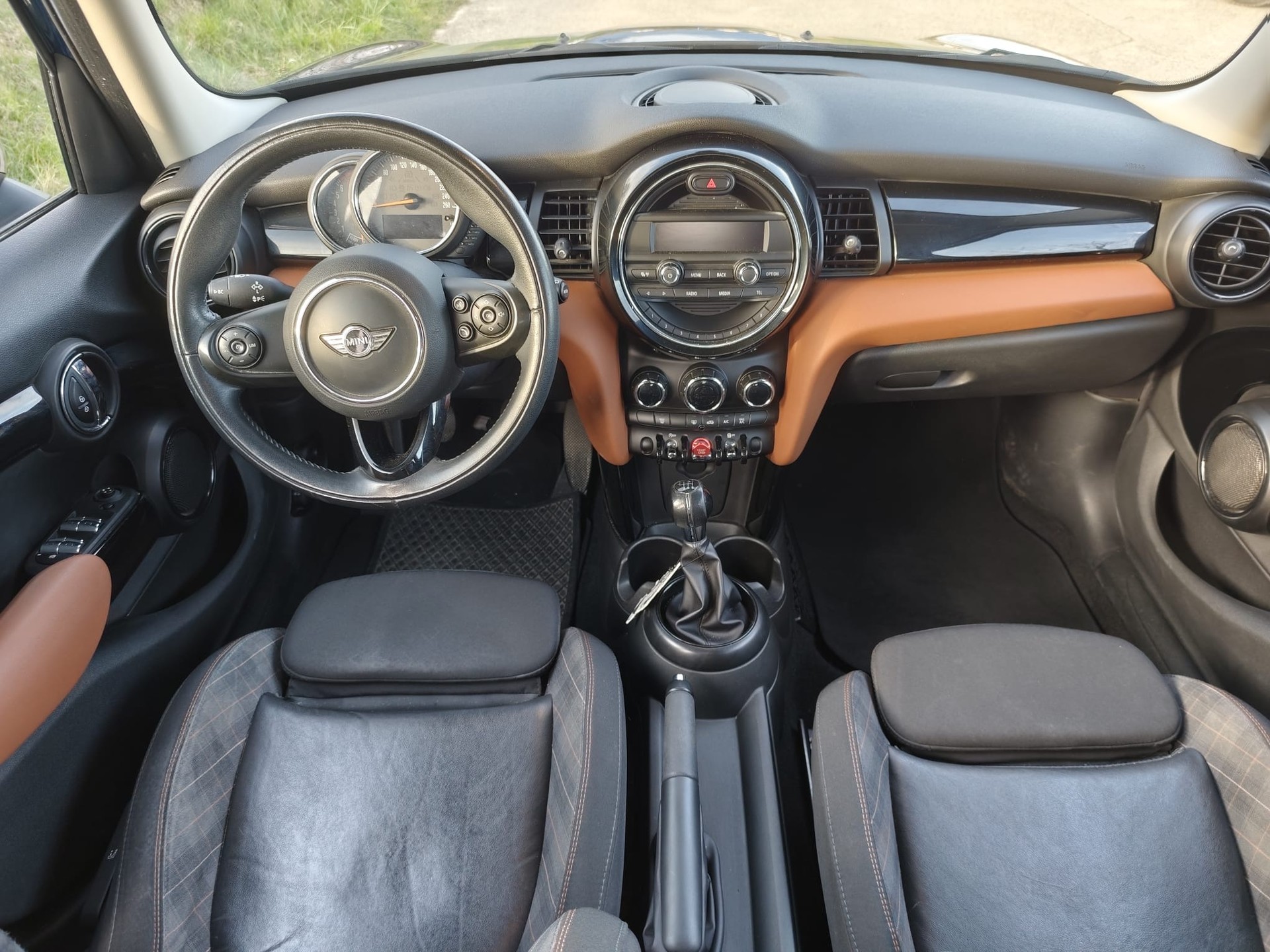 MINI Cooper-image-7