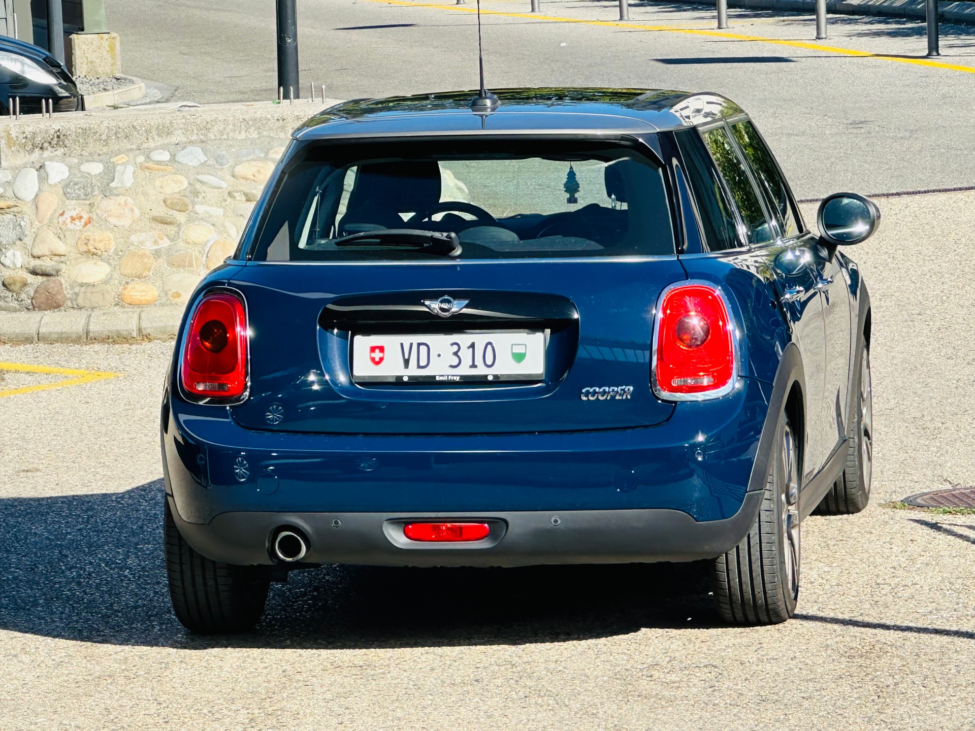 MINI Cooper-image-5