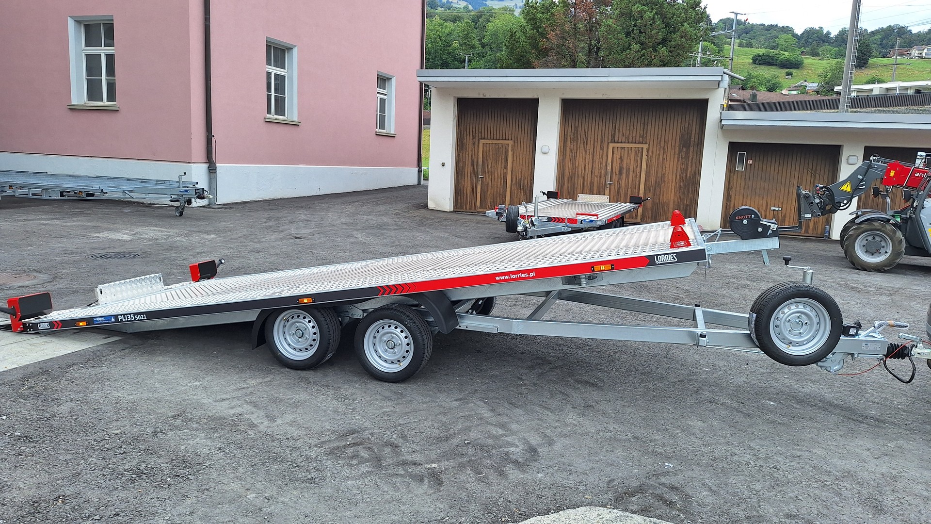 LORRIES PLI35-5021 mittig Riffelblech-image-7