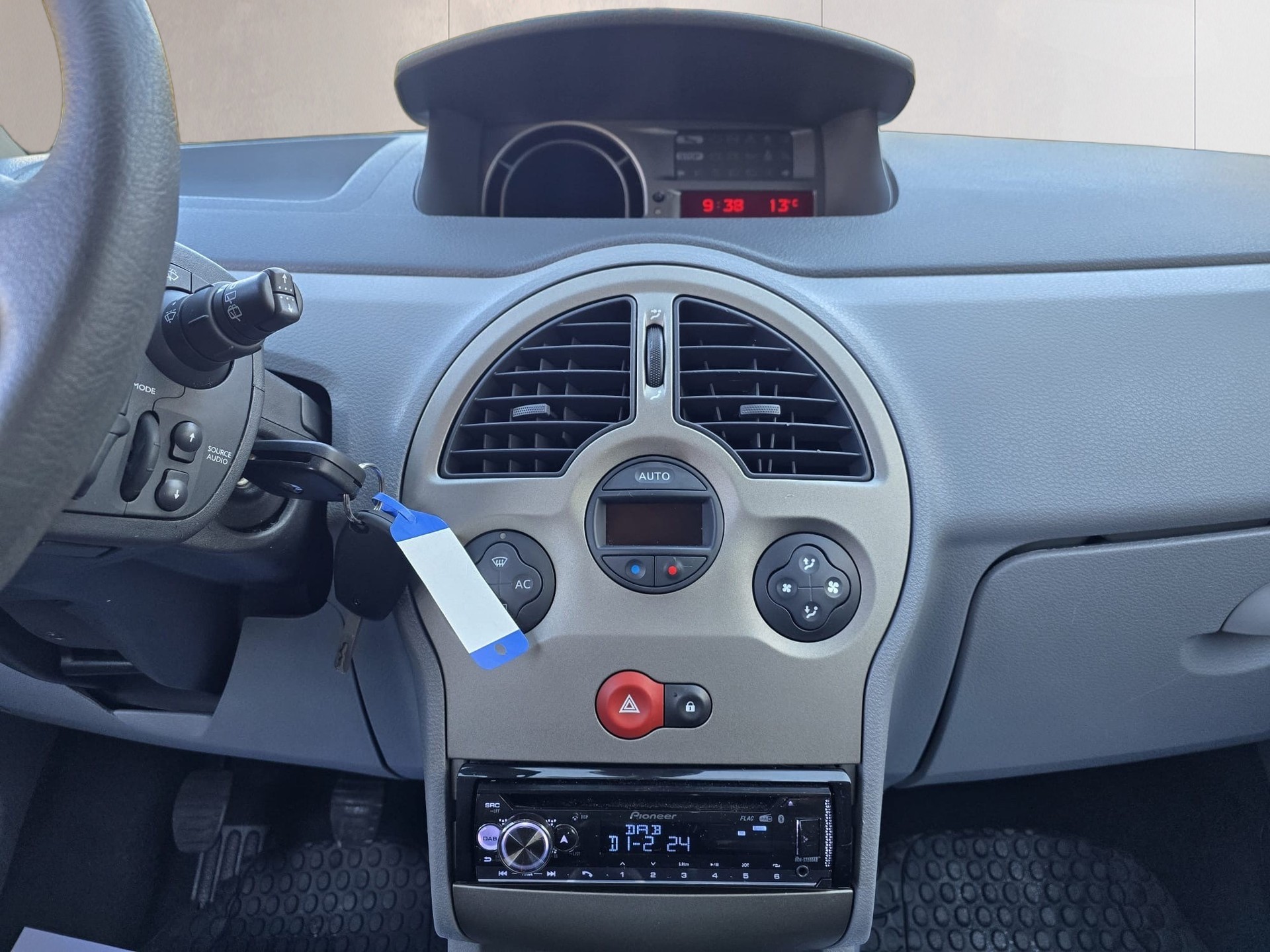 RENAULT Modus 1.5 dCi Expression-image-10