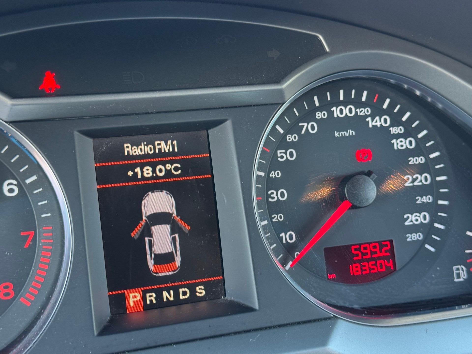 AUDI A6 Avant 4.2 V8 FSI quattro tiptronic-image-9