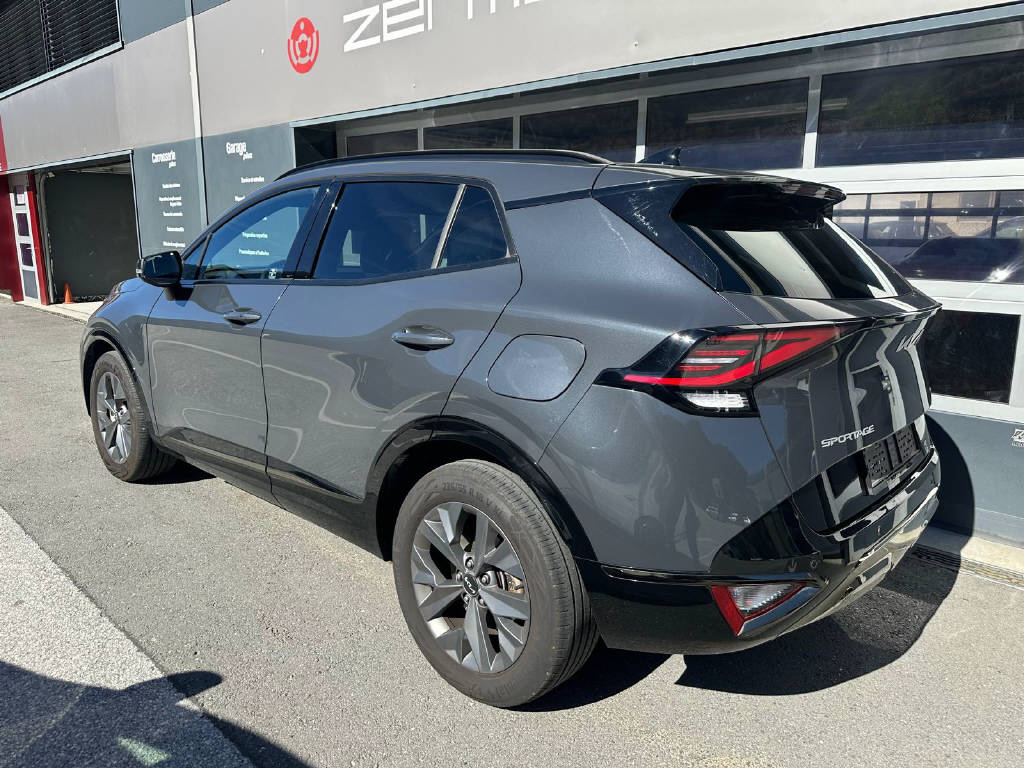 KIA Sportage 1.6 T-GDi Hybrid Power Edition-image-4