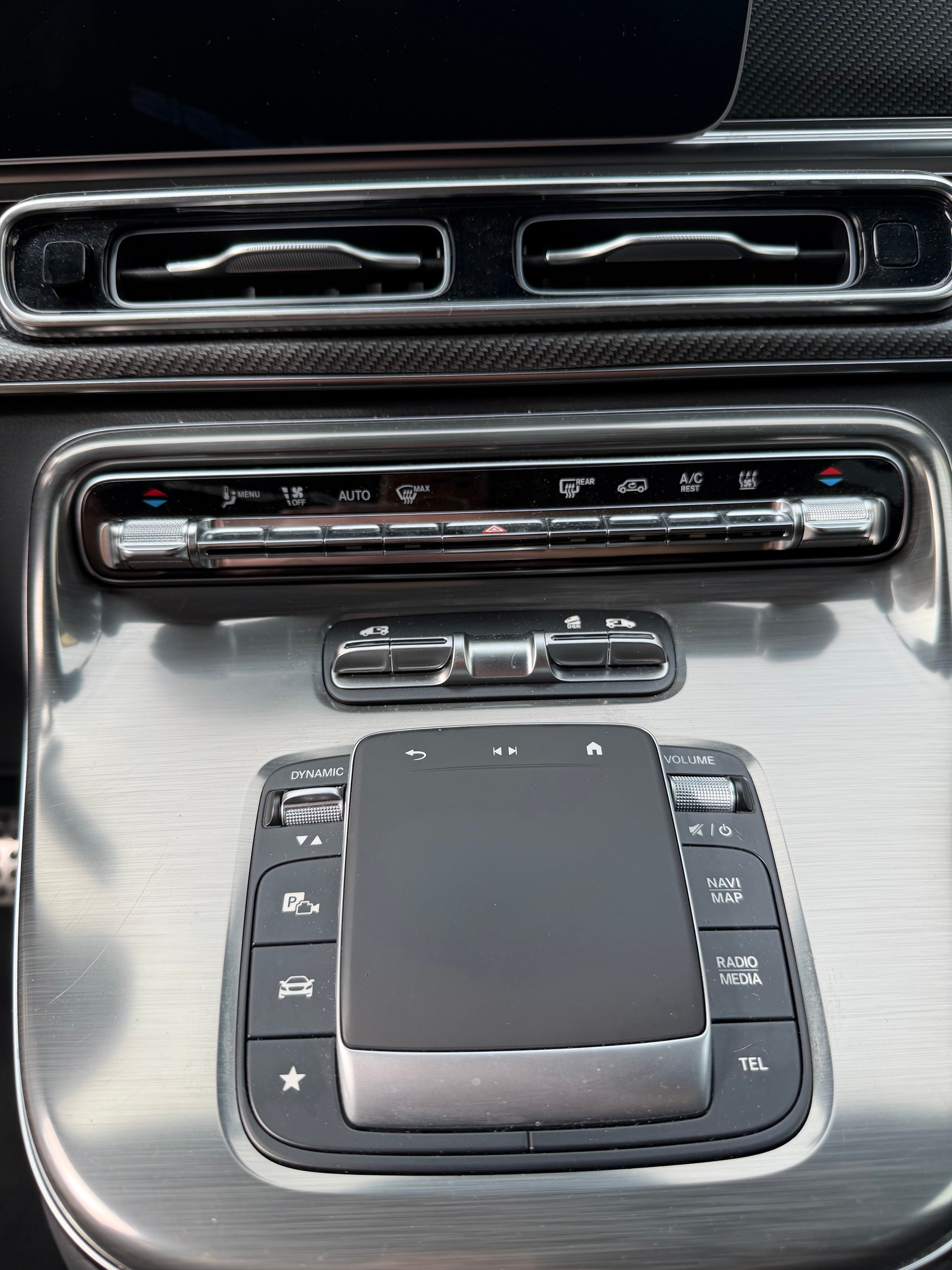MERCEDES-BENZ V 300 d Swiss Ed. lang 4matic-image-9