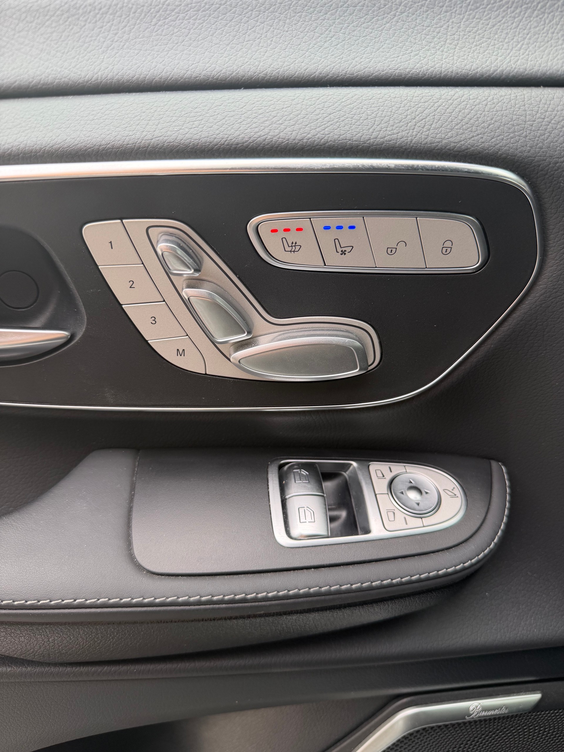 MERCEDES-BENZ V 300 d Swiss Ed. lang 4matic-image-10