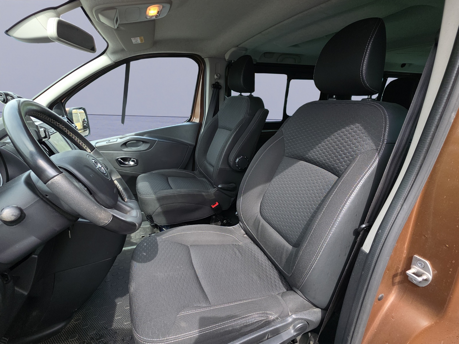OPEL Vivaro Kombi 2.9 t L1 H1 1.6 CDTI 145 BiT S/S / "Fix-Preis"-image-8