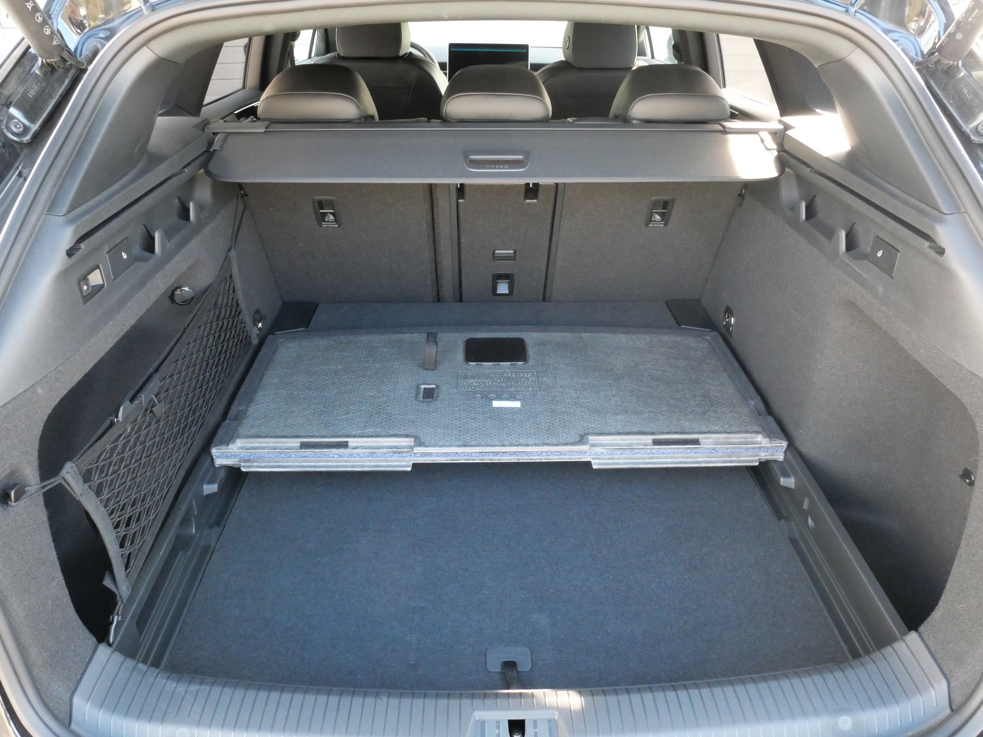 VW ID.7 Tourer GTX 86 kWh 4 Motion *Panodach, 5 J. Garantie, AHK*-image-8