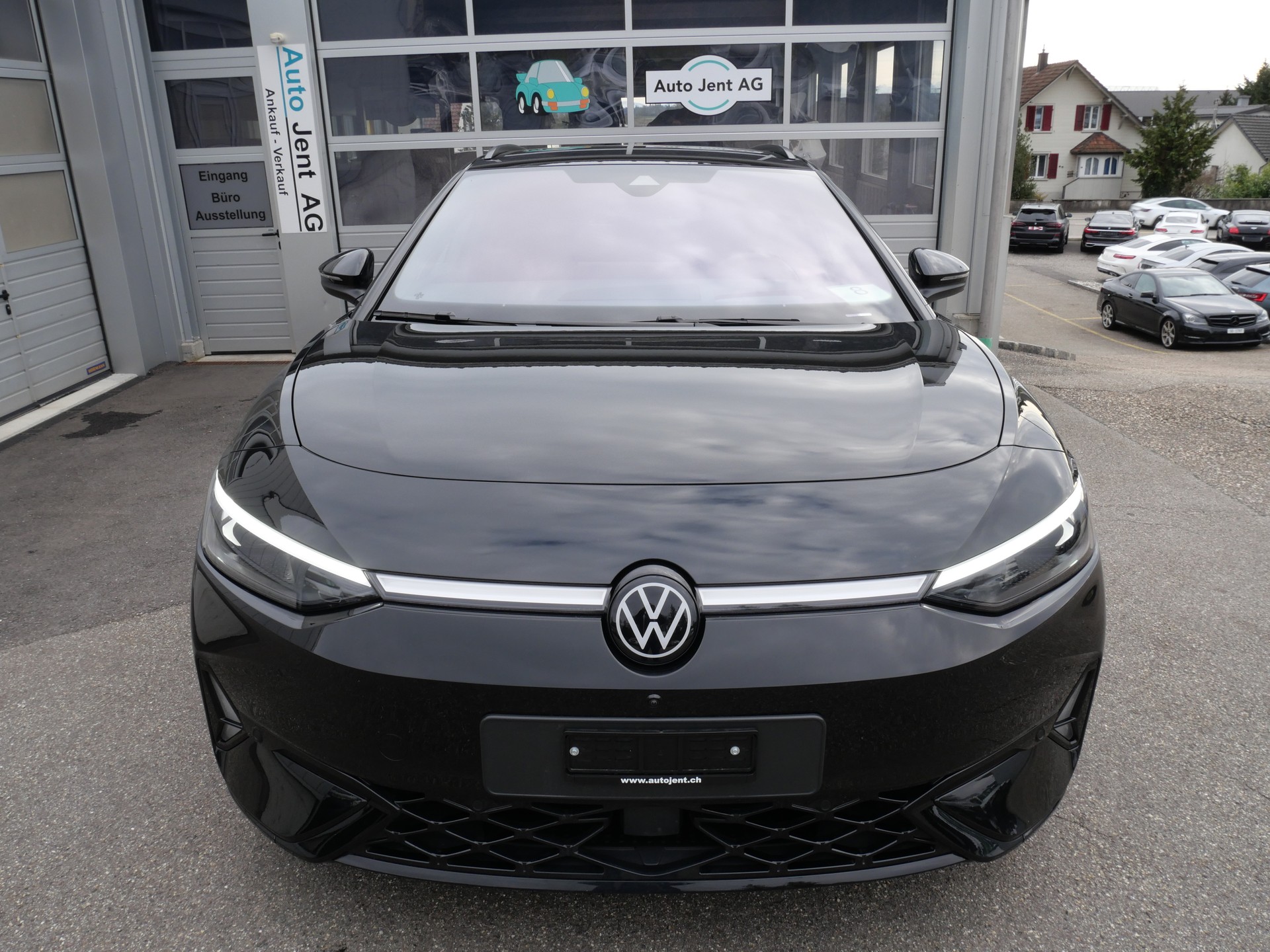 VW ID.7 Tourer GTX 86 kWh 4 Motion *Panodach, 5 J. Garantie, AHK*-image-2