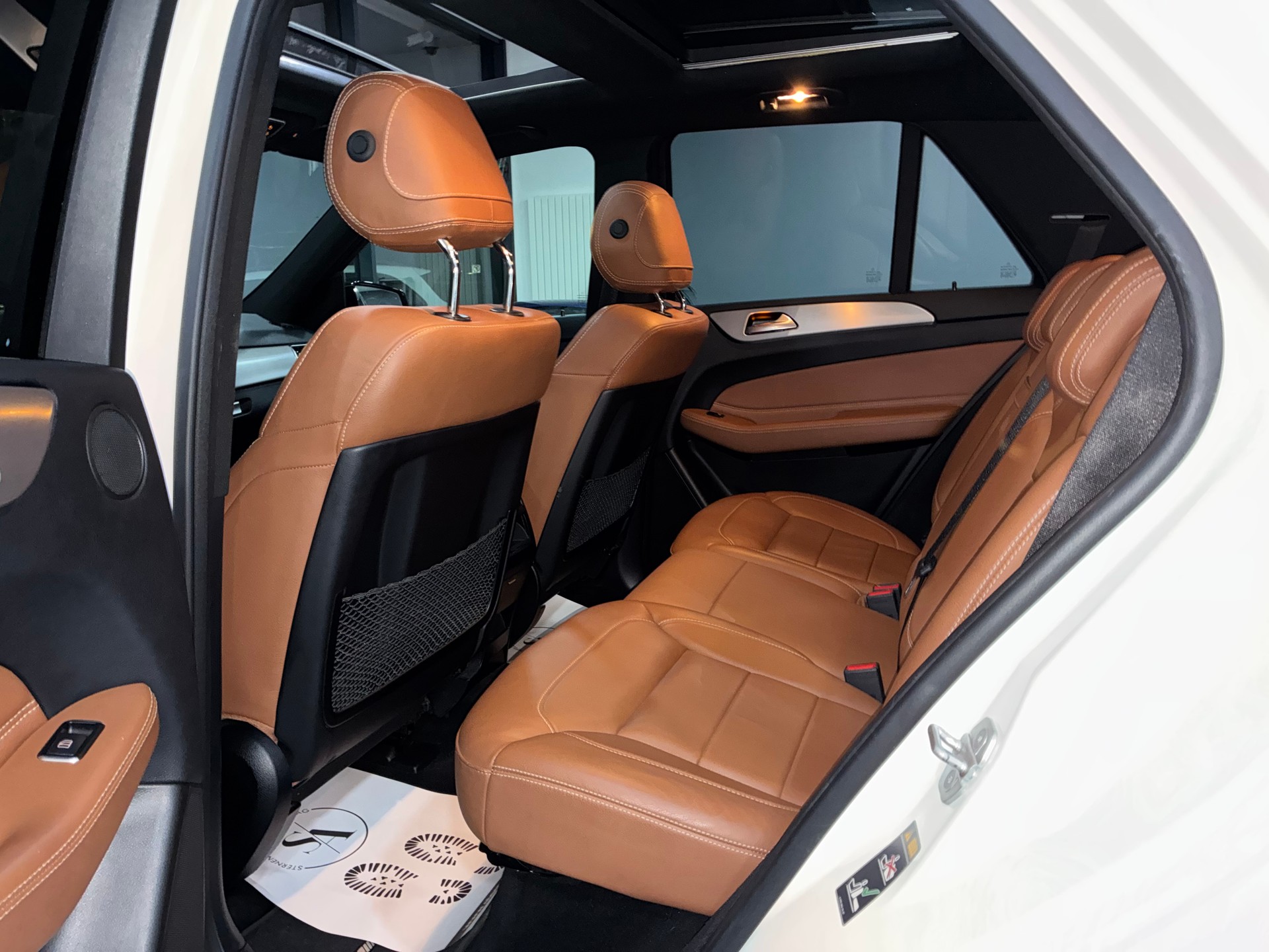 MERCEDES-BENZ GLE 43 AMG Executive 4Matic 9G-Tronic-image-10