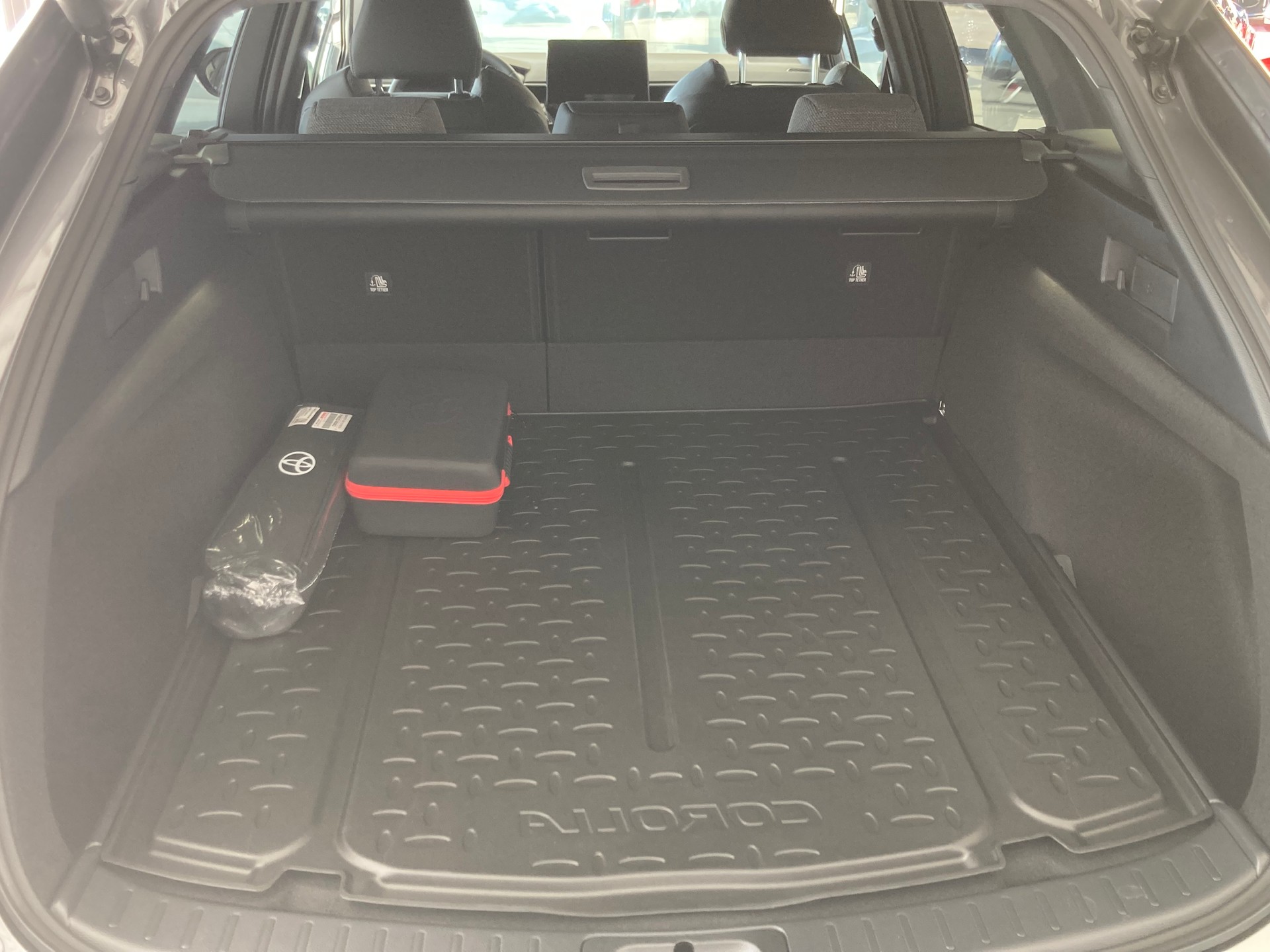 TOYOTA Corolla Touring Sports 1.8 HSD Trend e-CVT-image-12