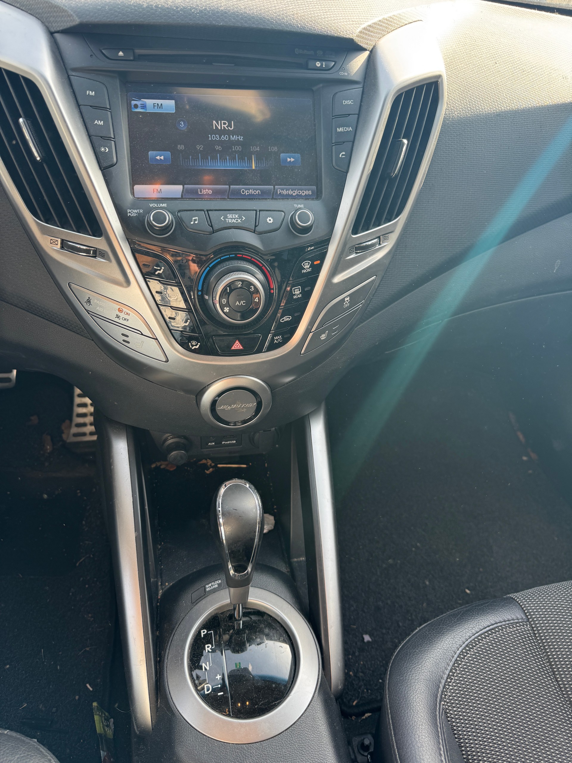 HYUNDAI Veloster 1.6 Turbo GDI Automatic-image-10