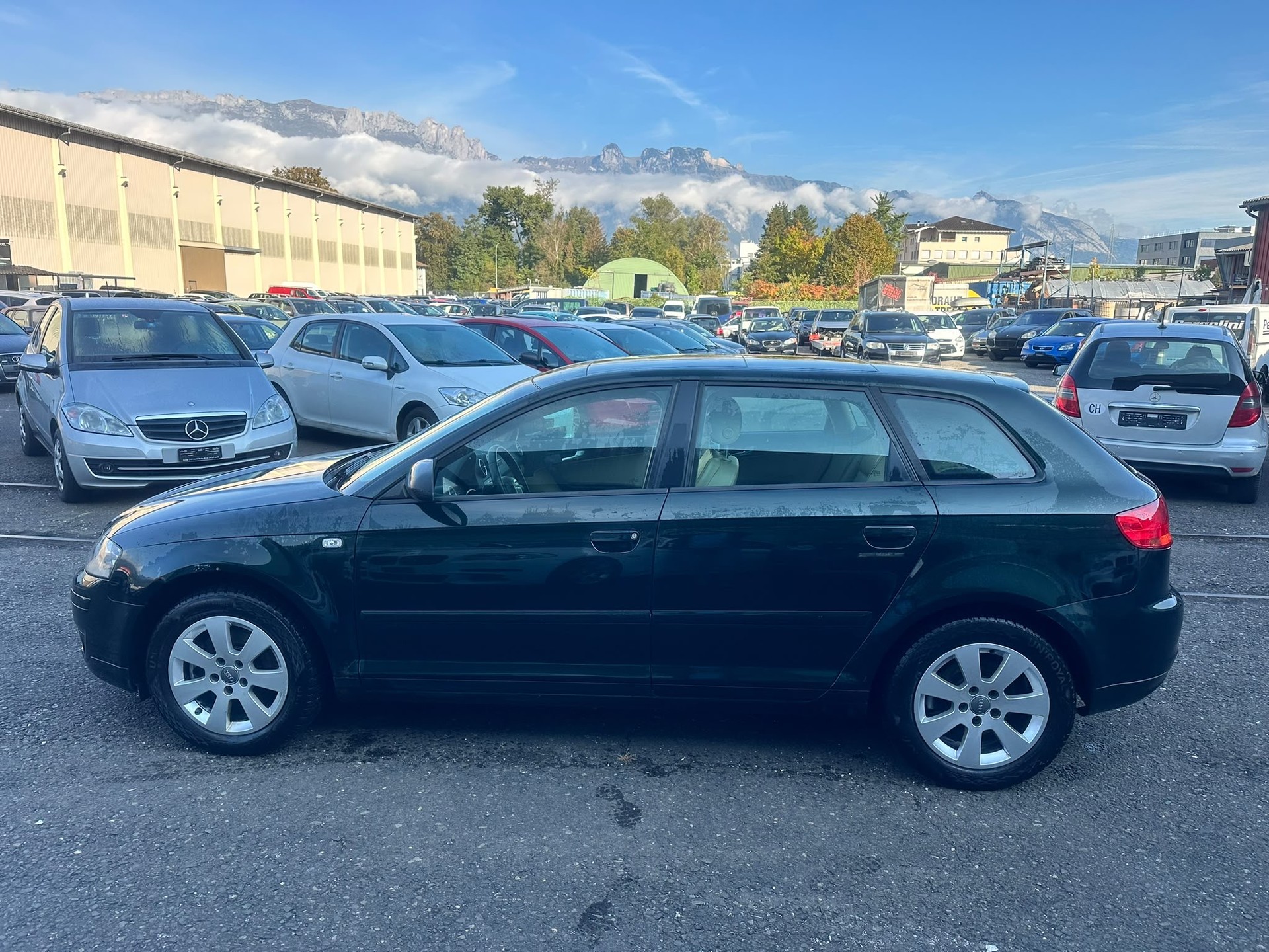 AUDI A3 Sportback 2.0 TDI Attraction quattro-image-4