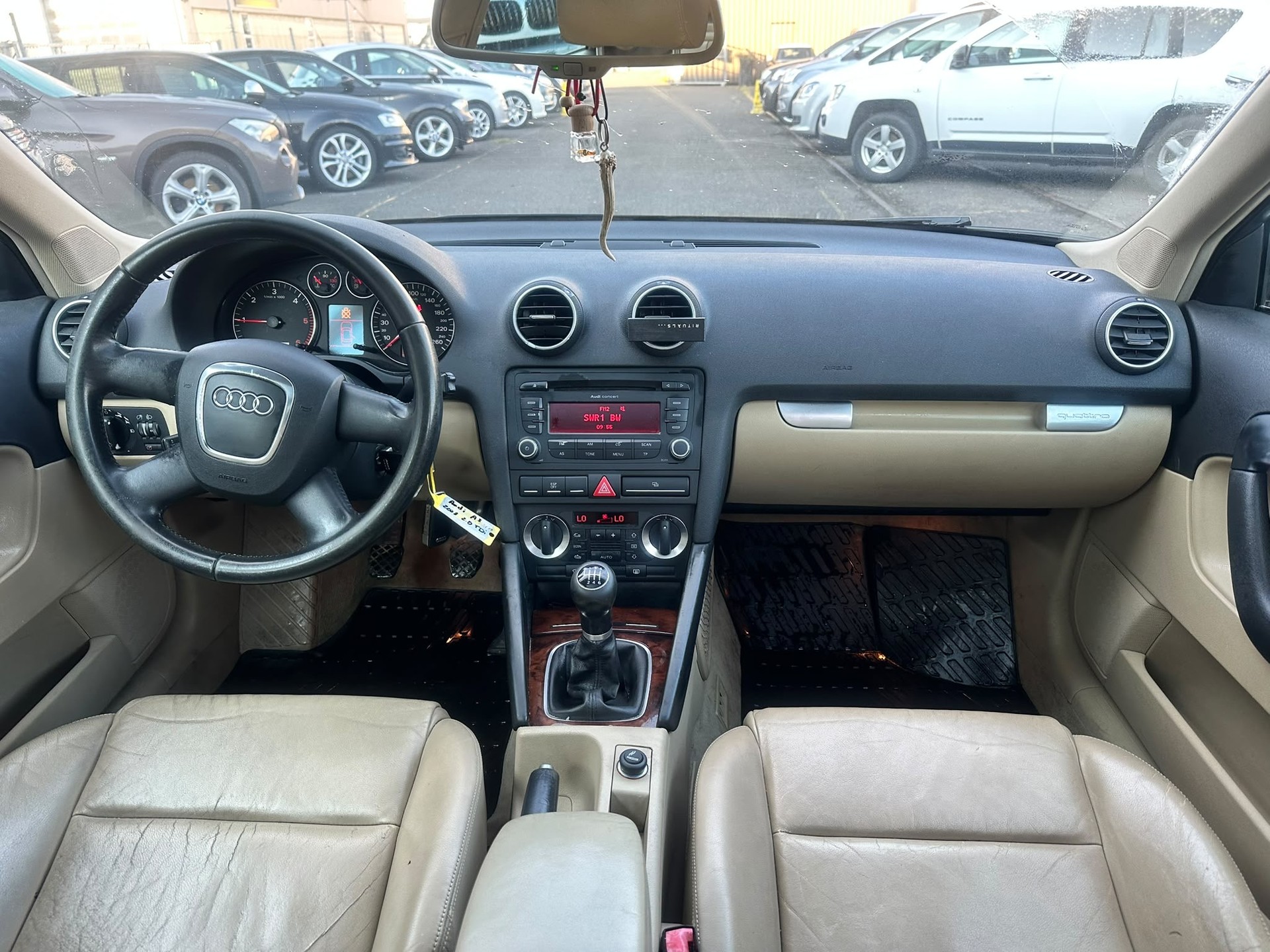 AUDI A3 Sportback 2.0 TDI Attraction quattro-image-14