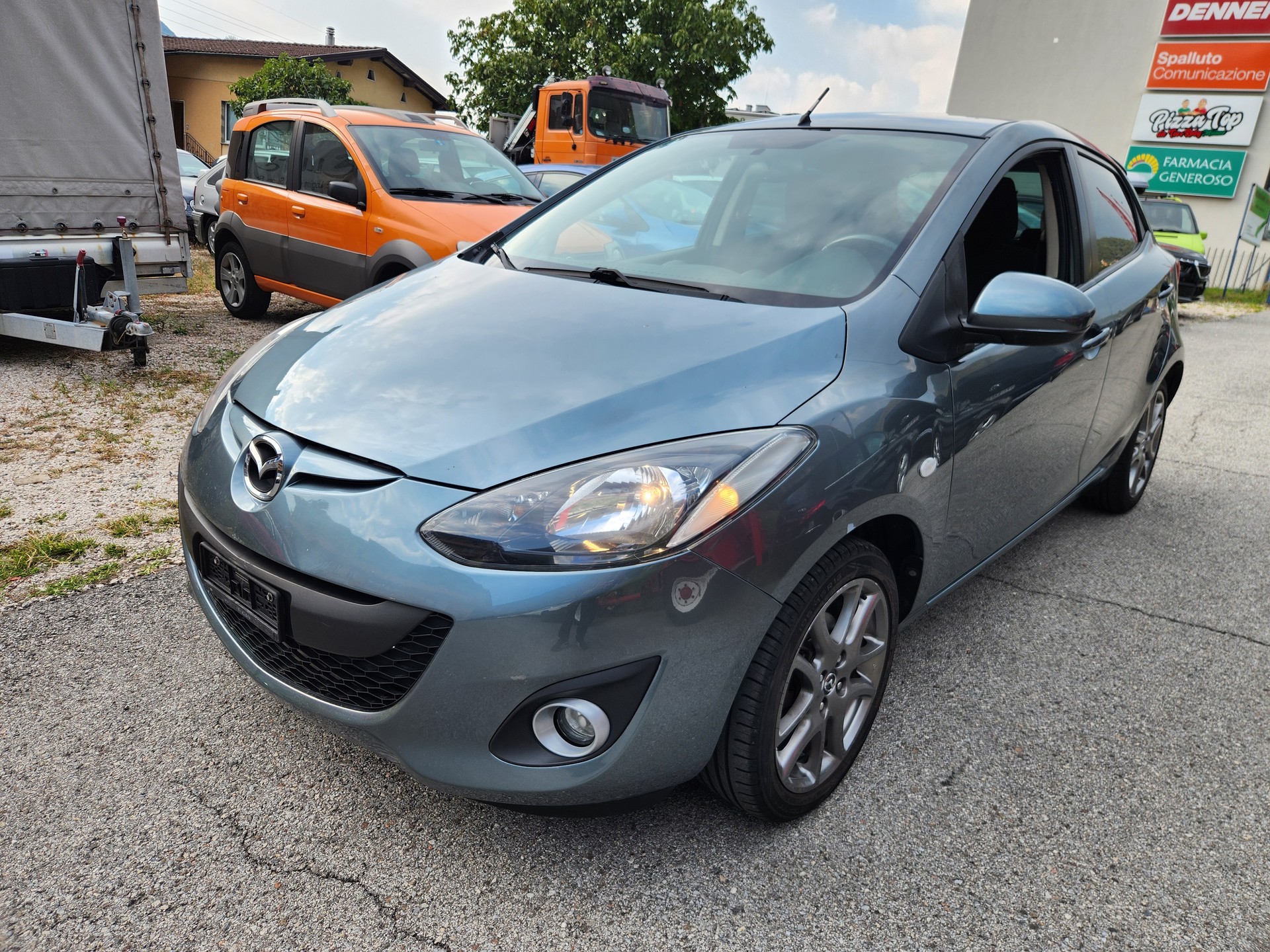 MAZDA 2 1.3i 16V Exclusive-image-2