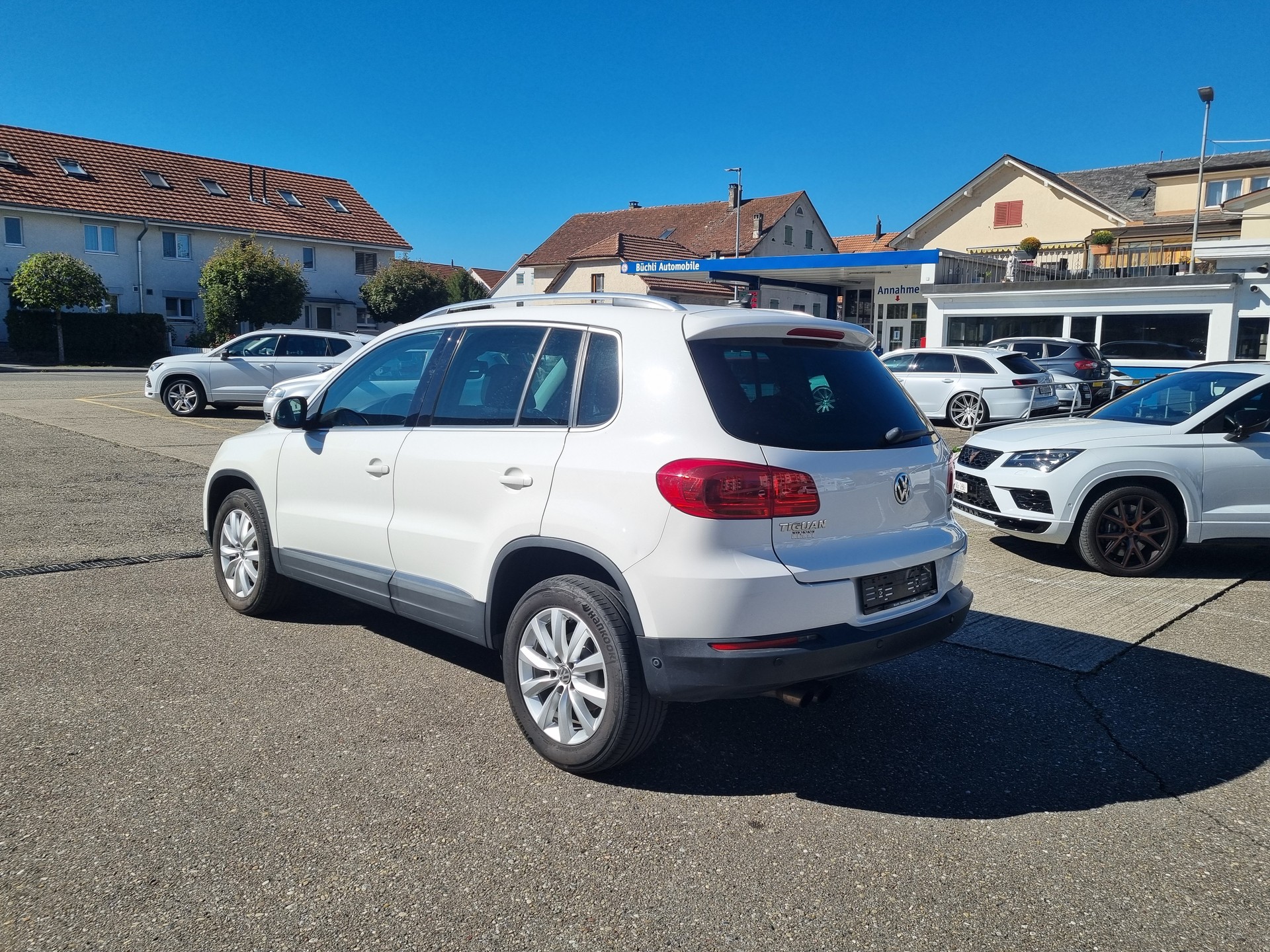 VW Tiguan 1.4 TSI Track&Style 4Motion-image-3