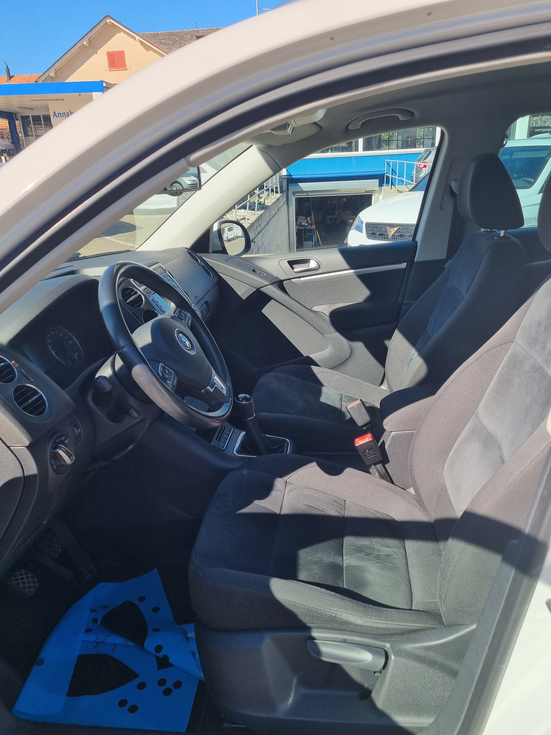 VW Tiguan 1.4 TSI Track&Style 4Motion-image-8